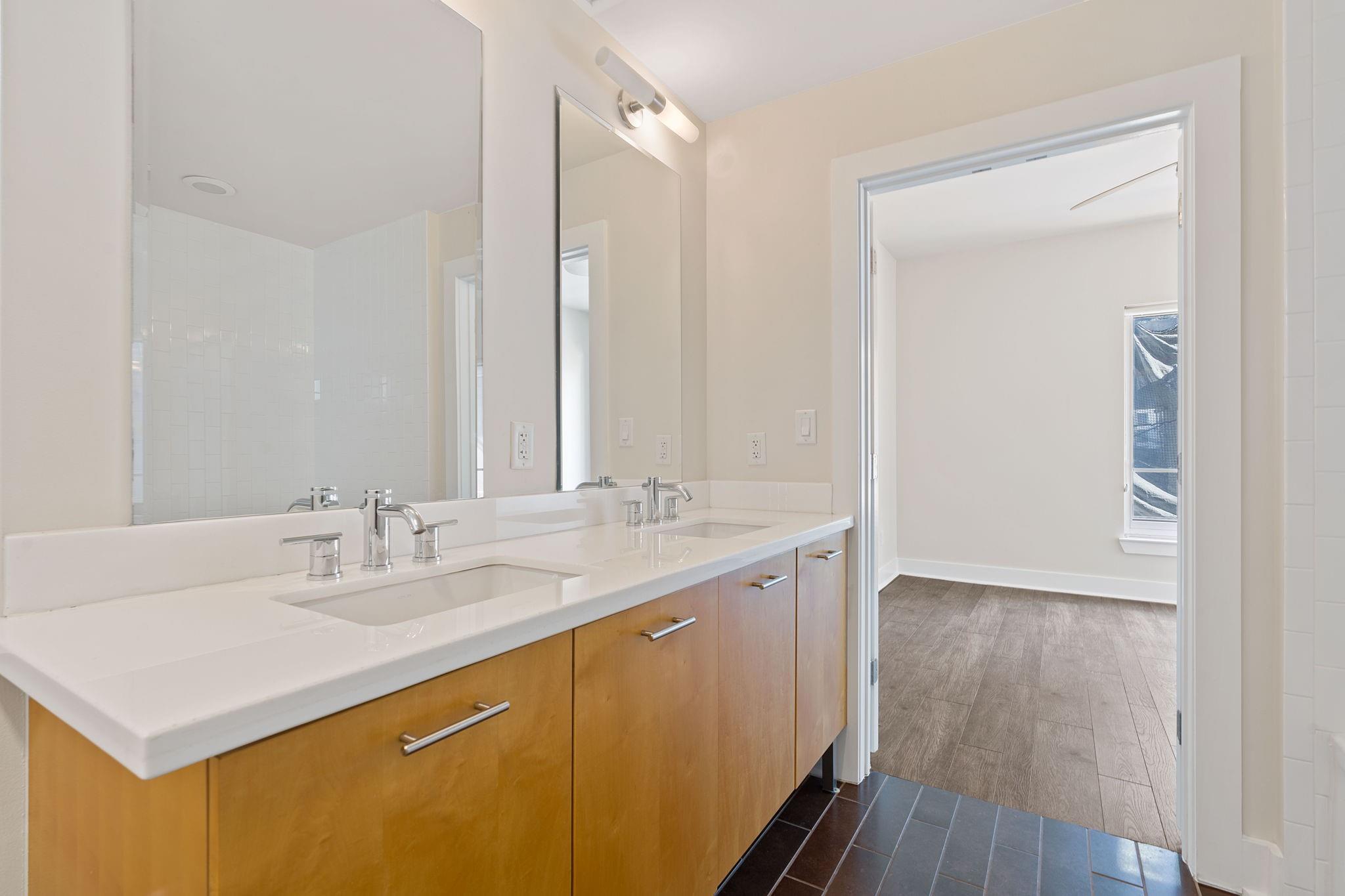 603 Davis St # 1304, Austin, TX 78701