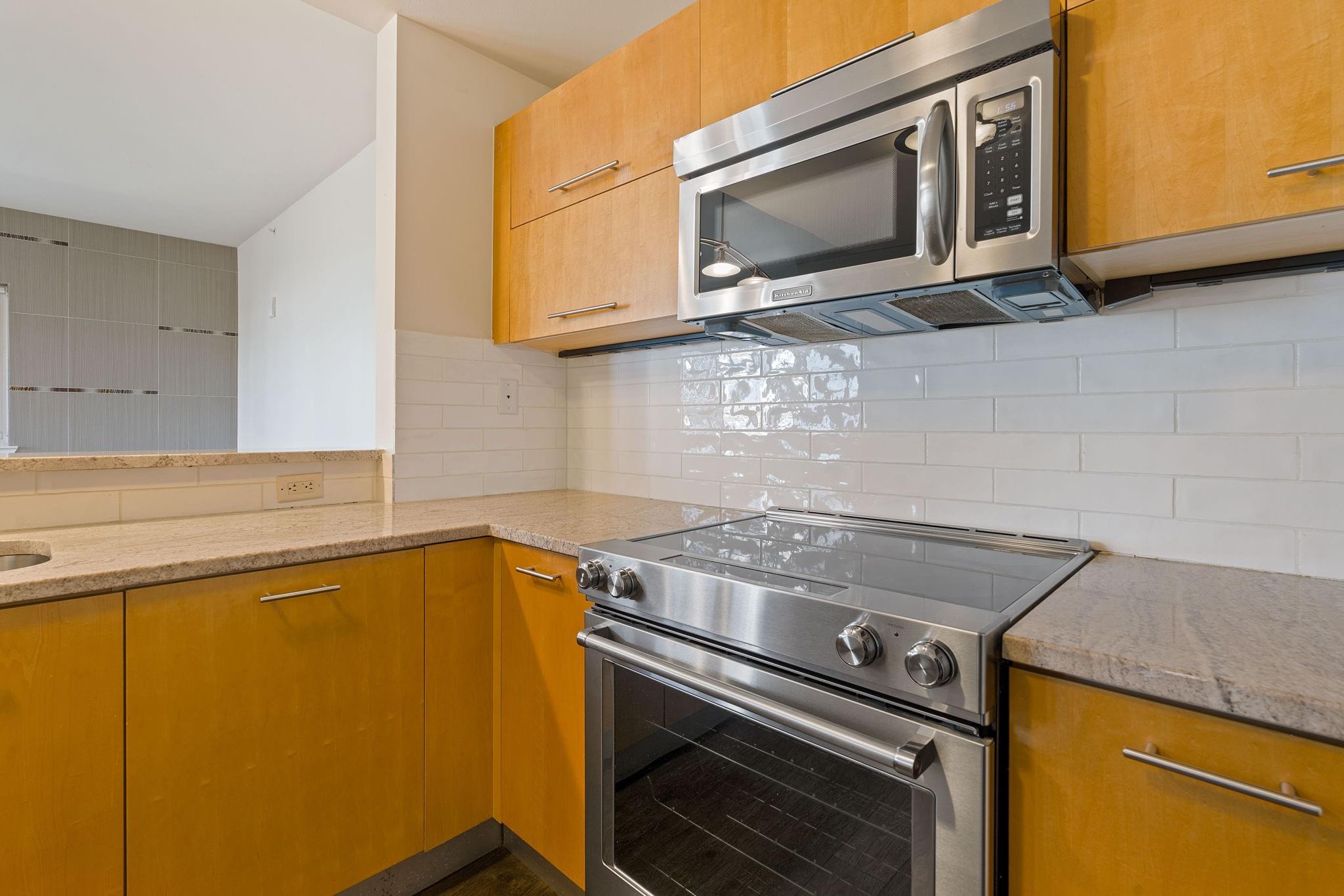 603 Davis St # 1304, Austin, TX 78701