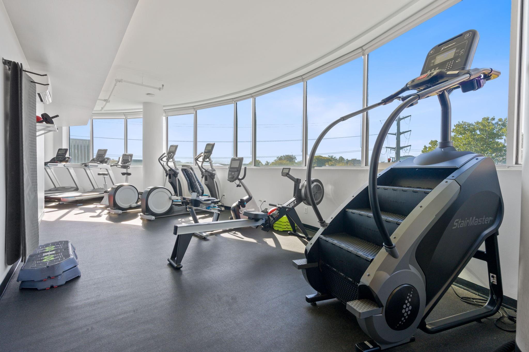 603 Davis St # 1304, Austin, TX 78701