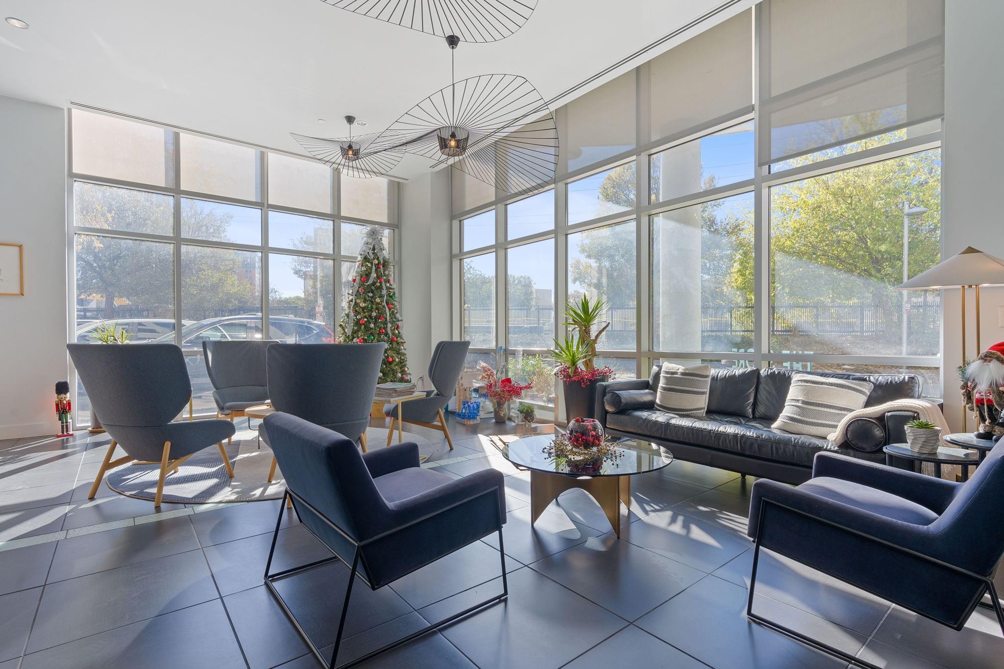 603 Davis St # 1304, Austin, TX 78701