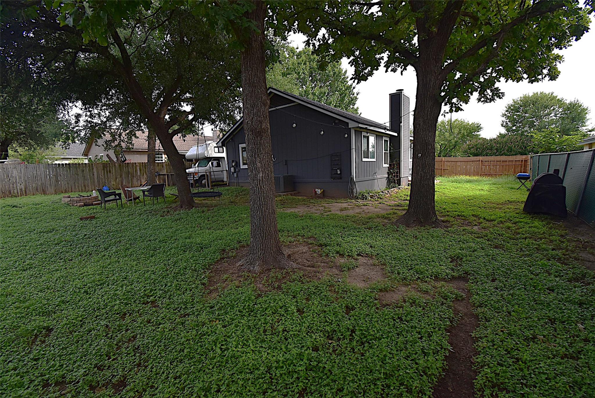1105 Parkside Cir, Round Rock, TX 78664