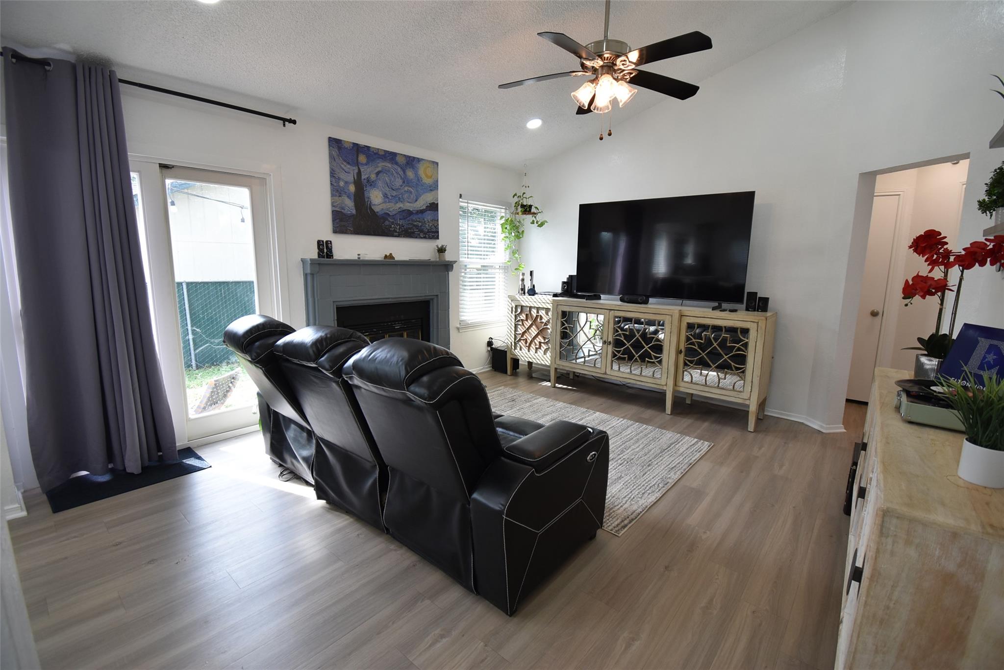 1105 Parkside Cir, Round Rock, TX 78664