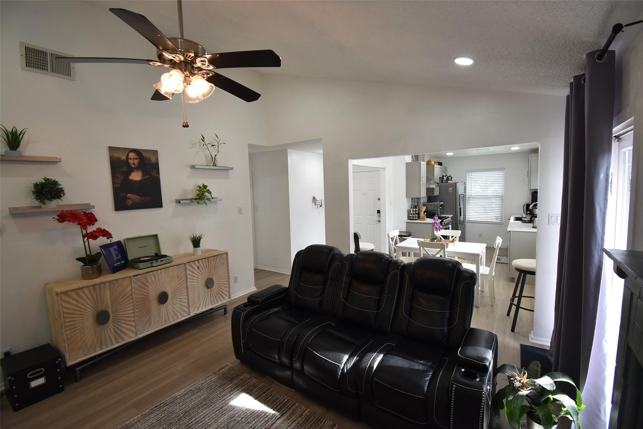 1105 Parkside Cir, Round Rock, TX 78664