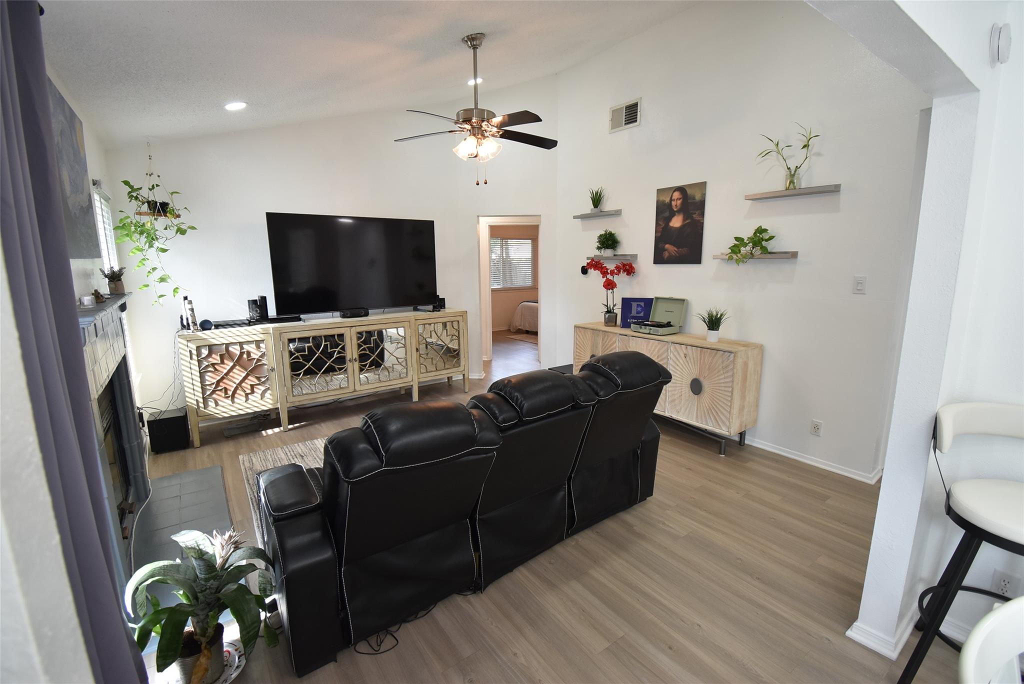 1105 Parkside Cir, Round Rock, TX 78664