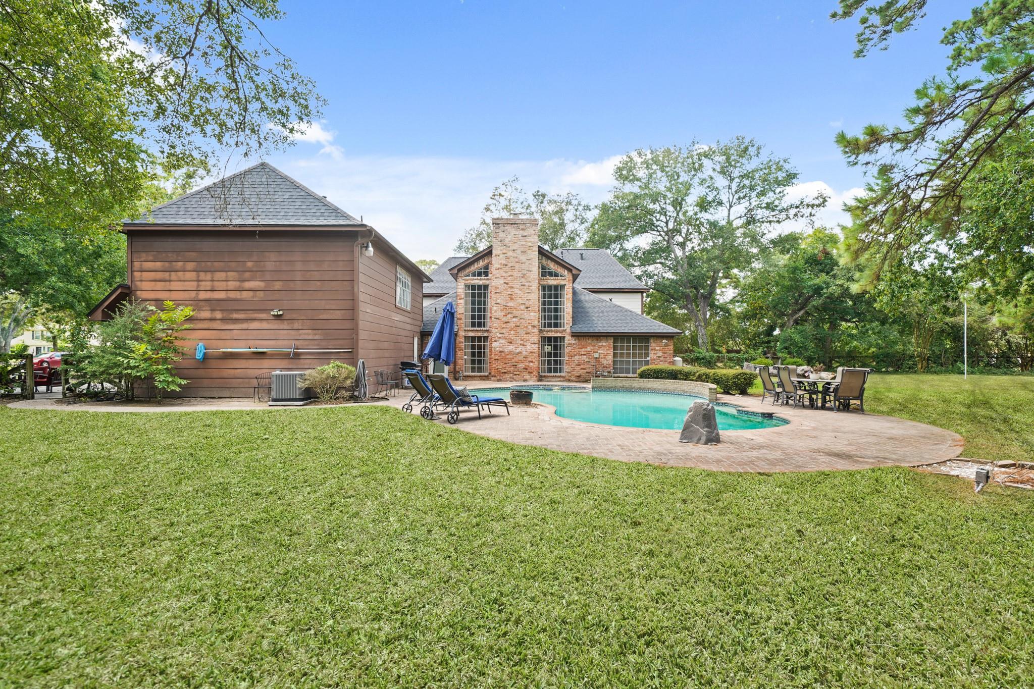 13218 Blossomheath Rd, Cypress, TX 77429