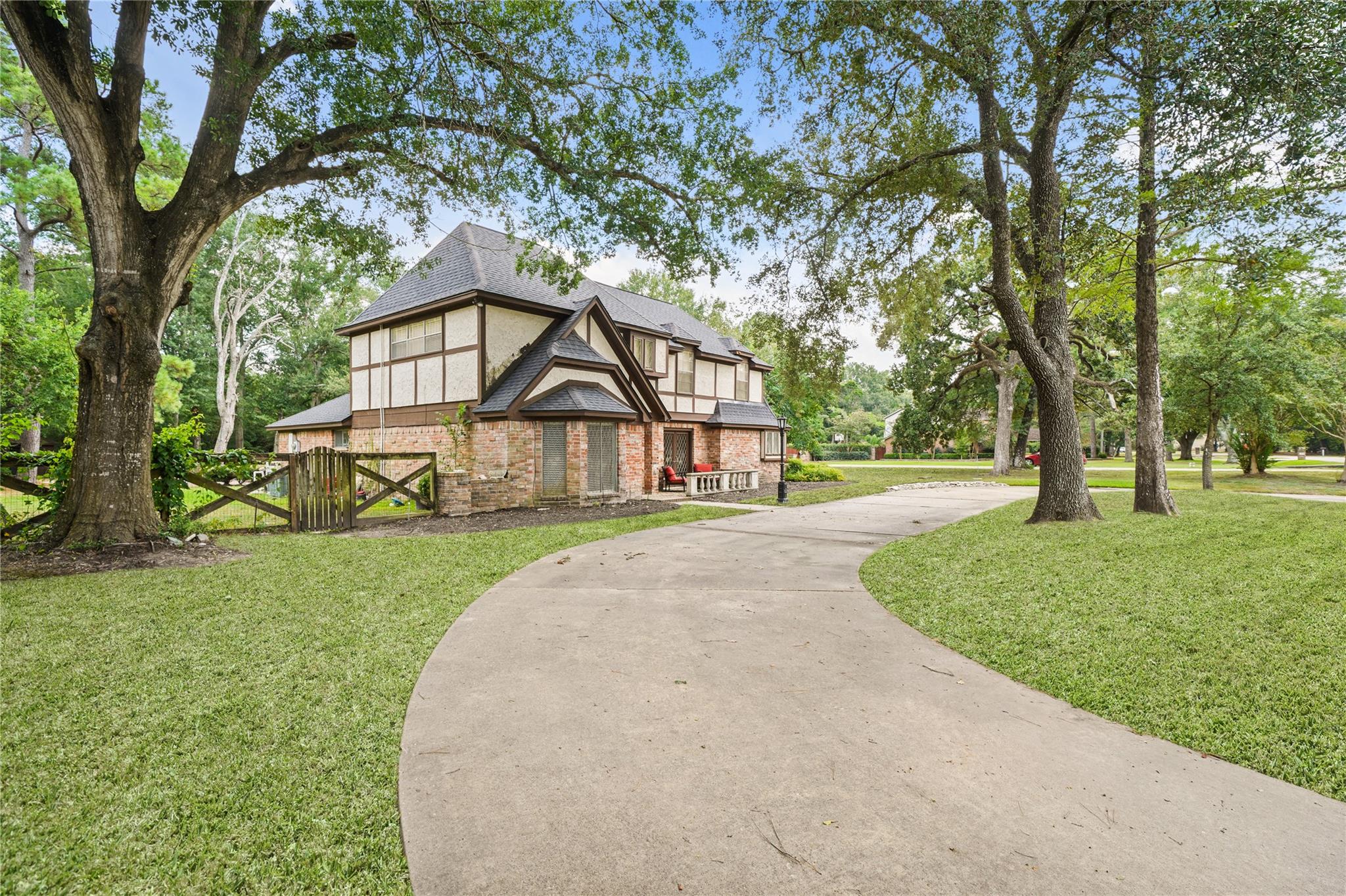 13218 Blossomheath Rd, Cypress, TX 77429