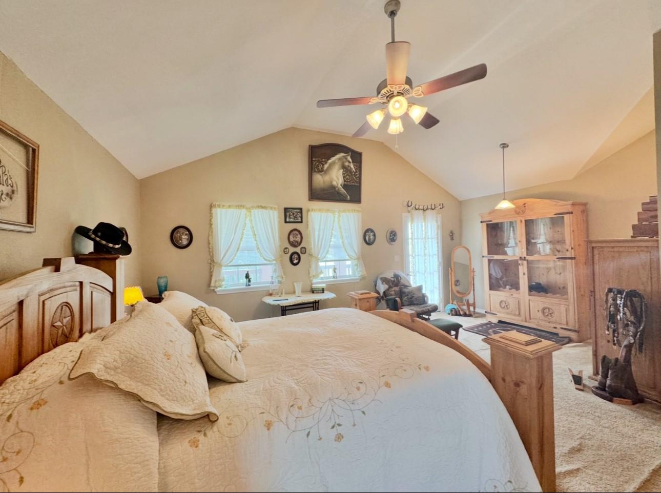 2334 CR 464, Elgin, TX 78621