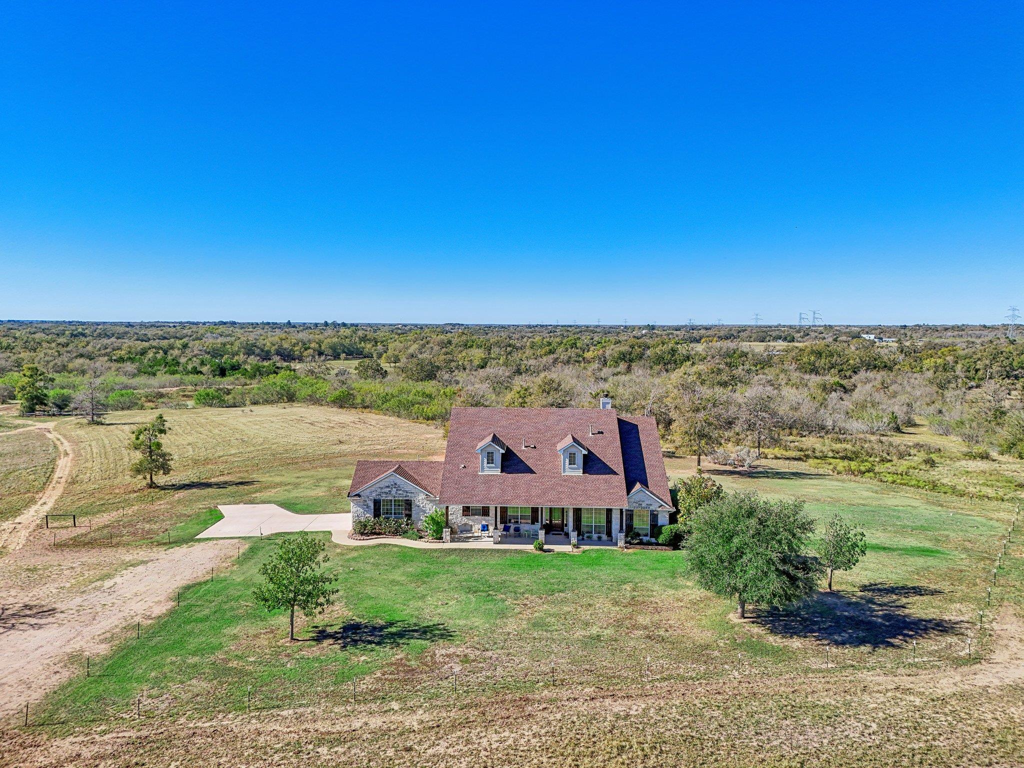 1525 FM 1704 Rd, Elgin, TX 78621