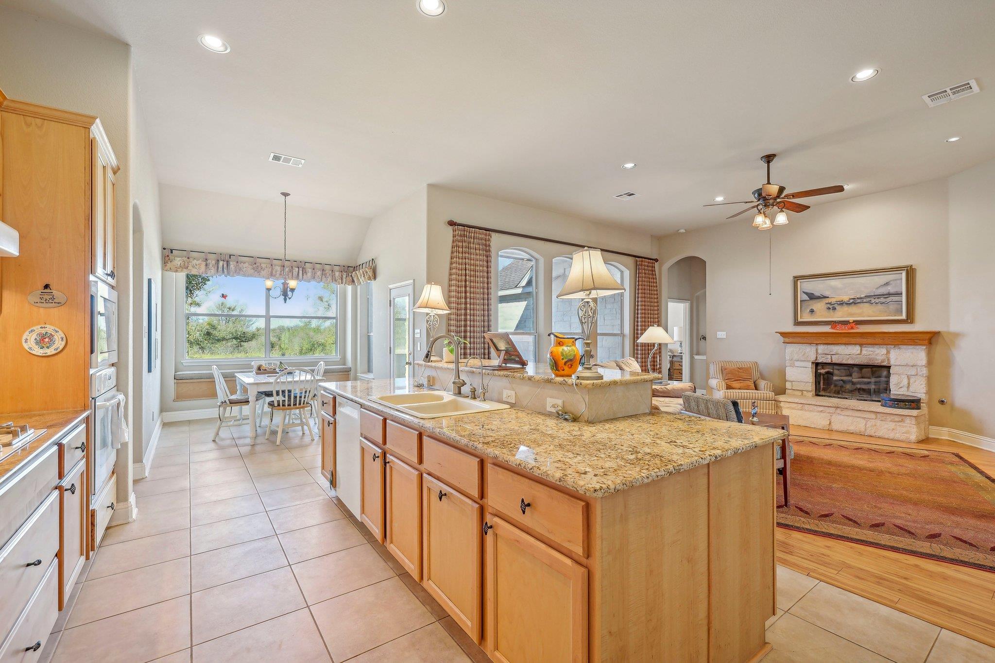 1525 FM 1704 Rd, Elgin, TX 78621
