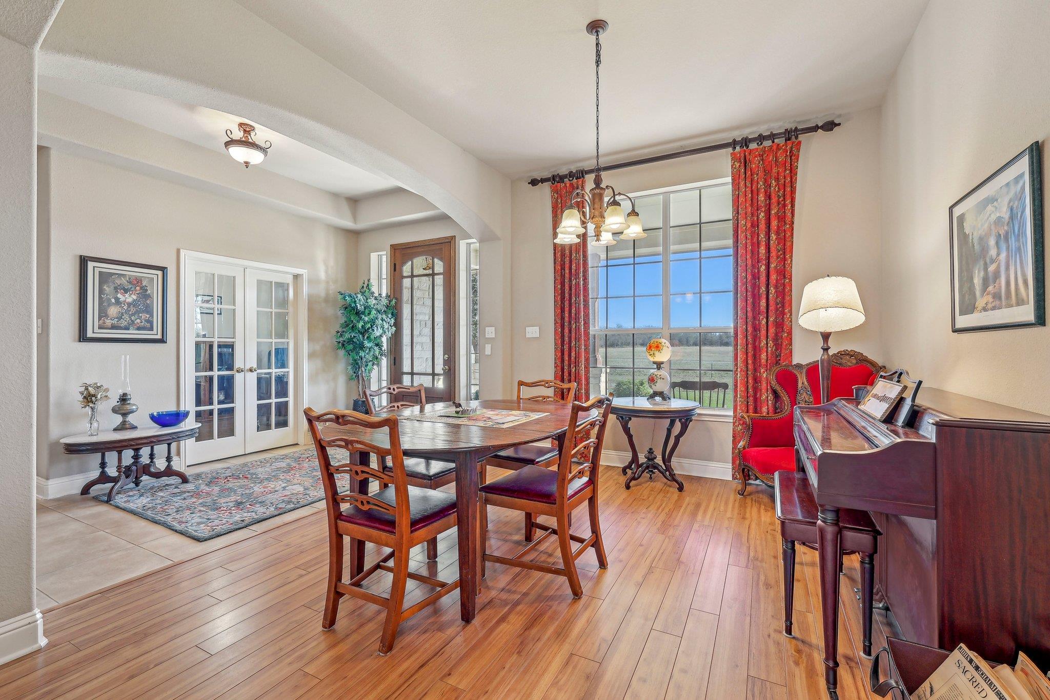 1525 FM 1704 Rd, Elgin, TX 78621