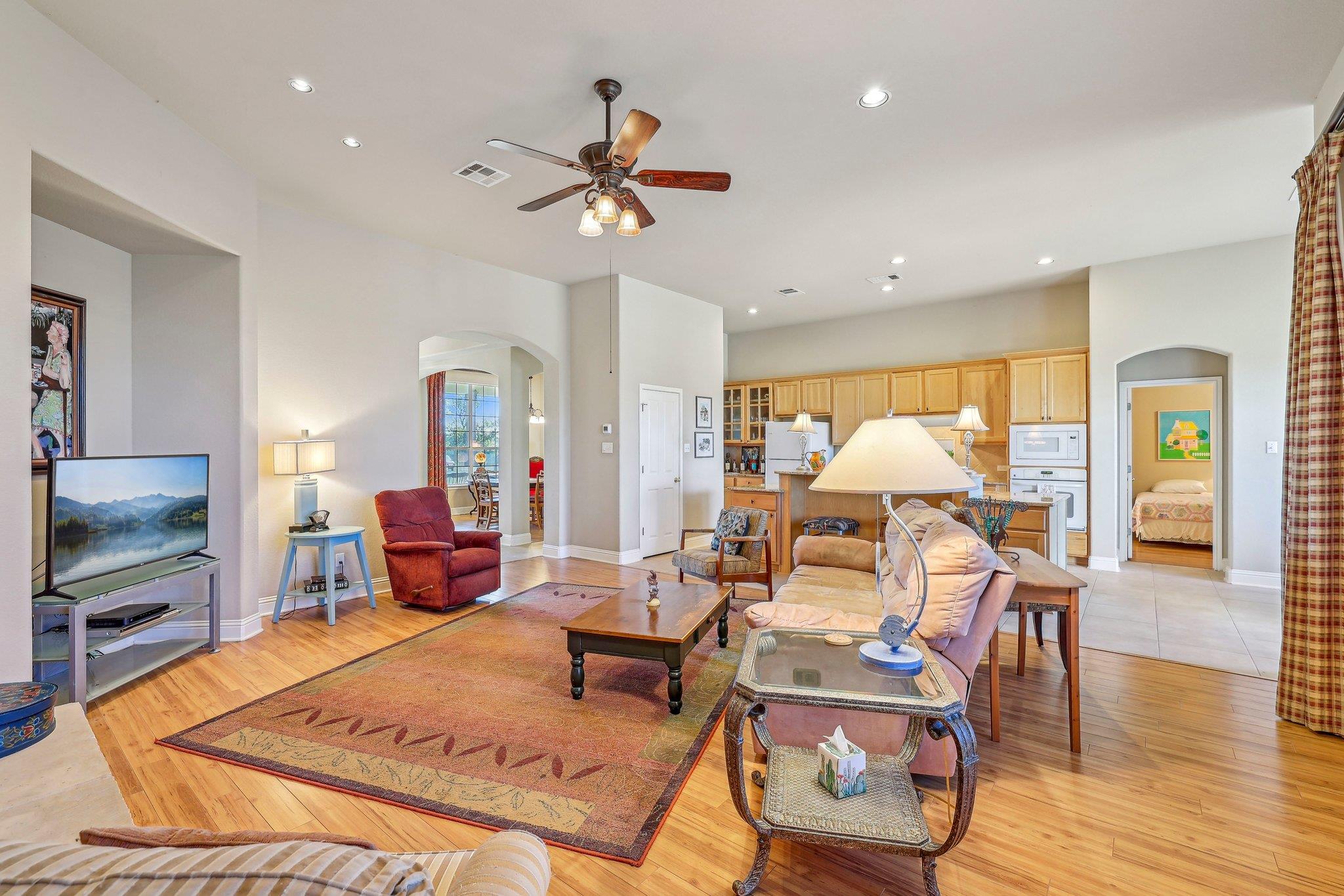 1525 FM 1704 Rd, Elgin, TX 78621