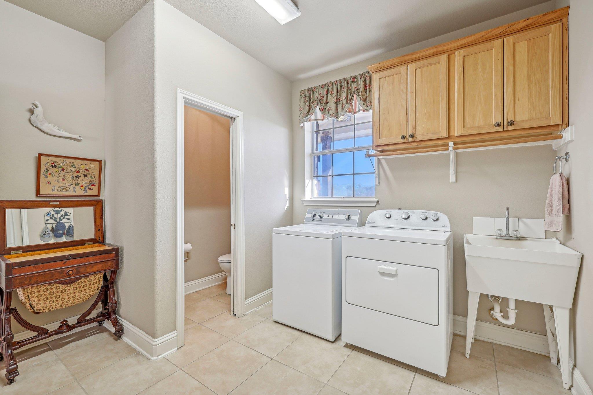 1525 FM 1704 Rd, Elgin, TX 78621