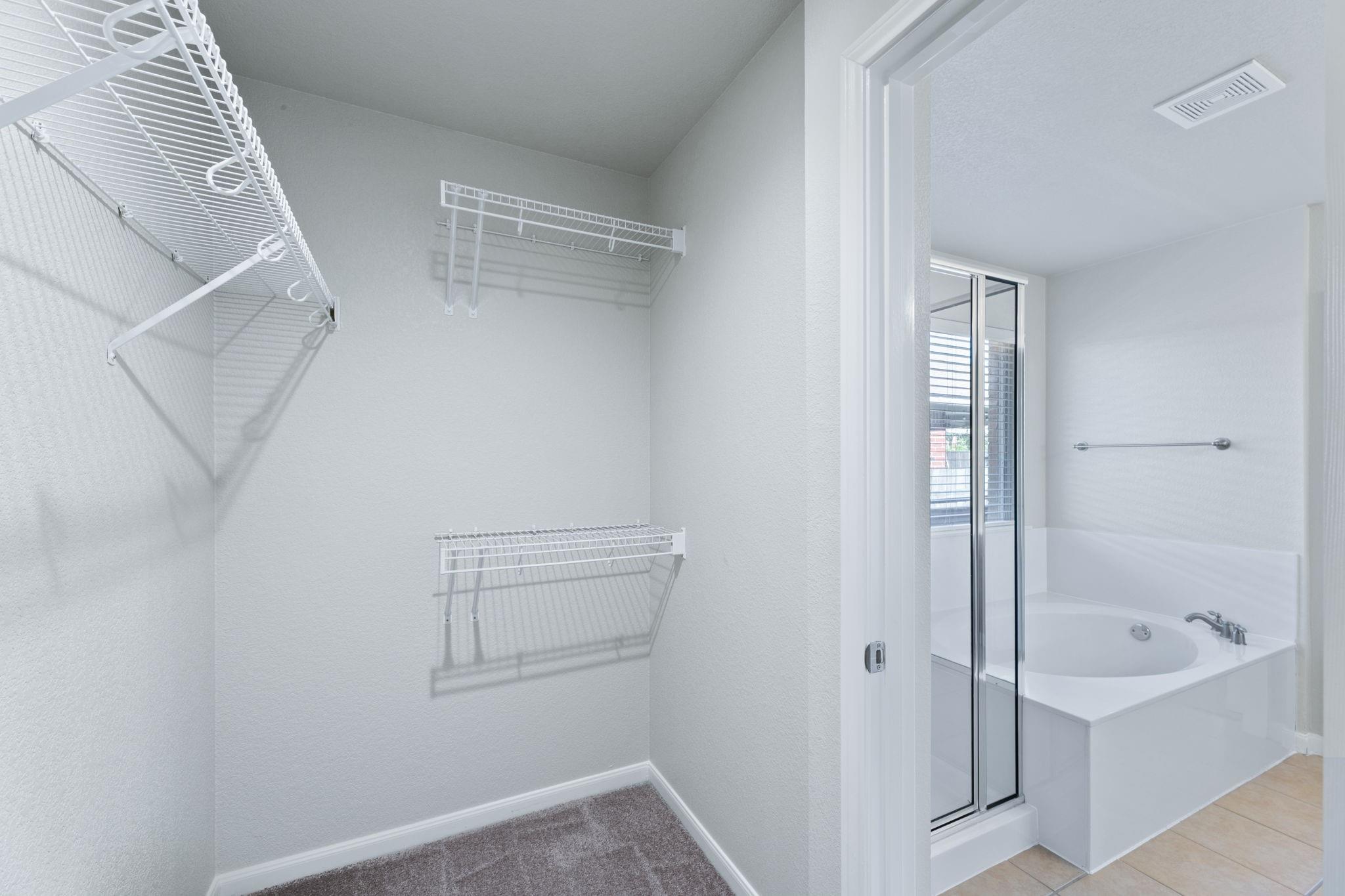 4509 Western Lake Dr, Round Rock, TX 78665