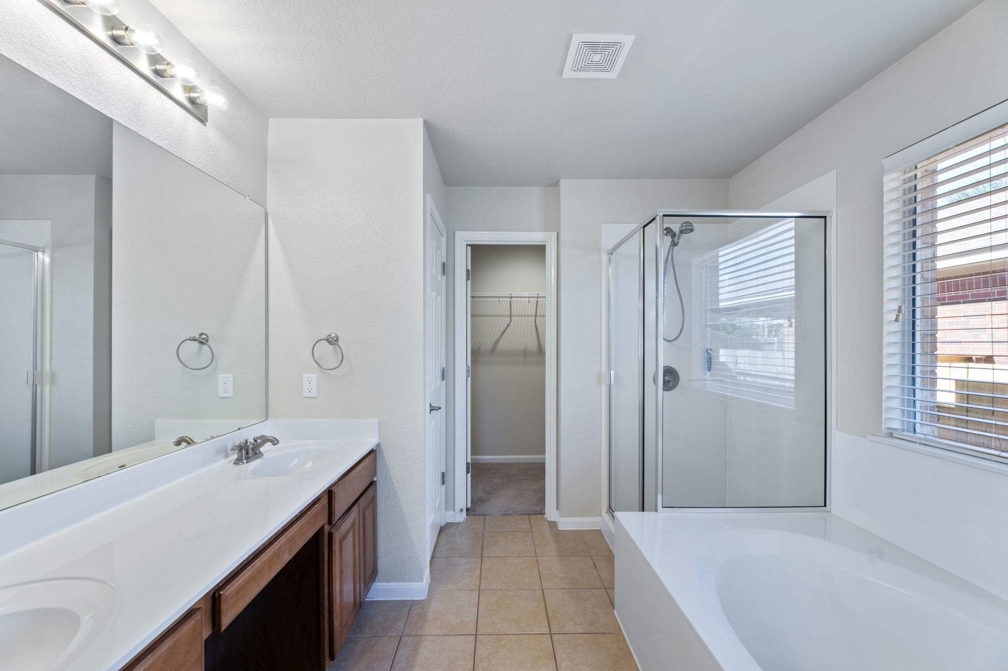 4509 Western Lake Dr, Round Rock, TX 78665