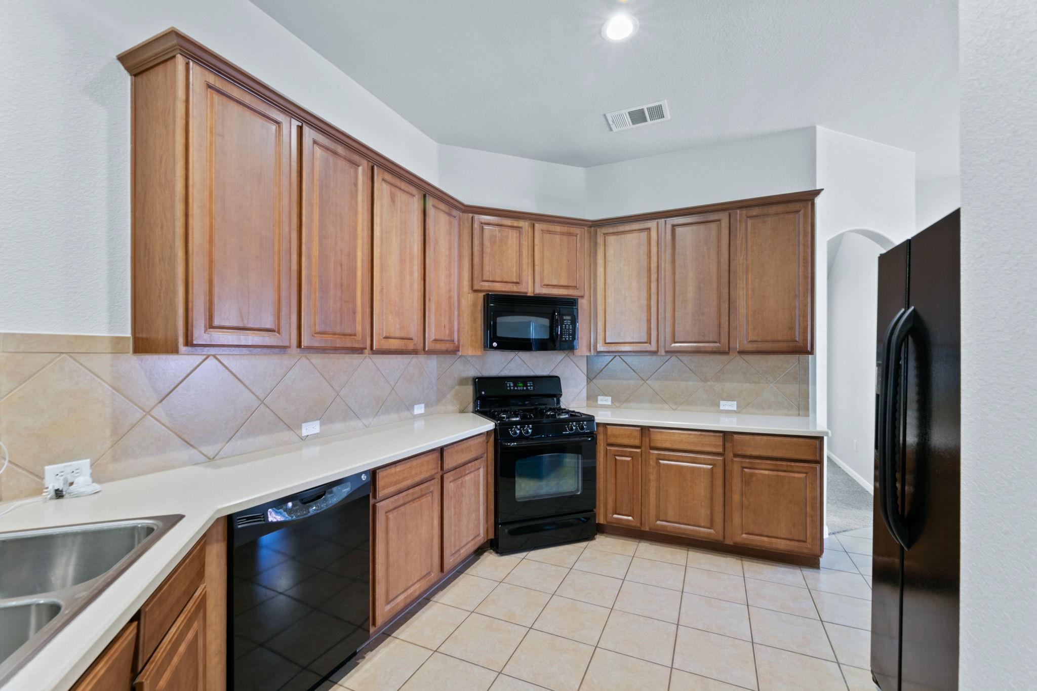 4509 Western Lake Dr, Round Rock, TX 78665