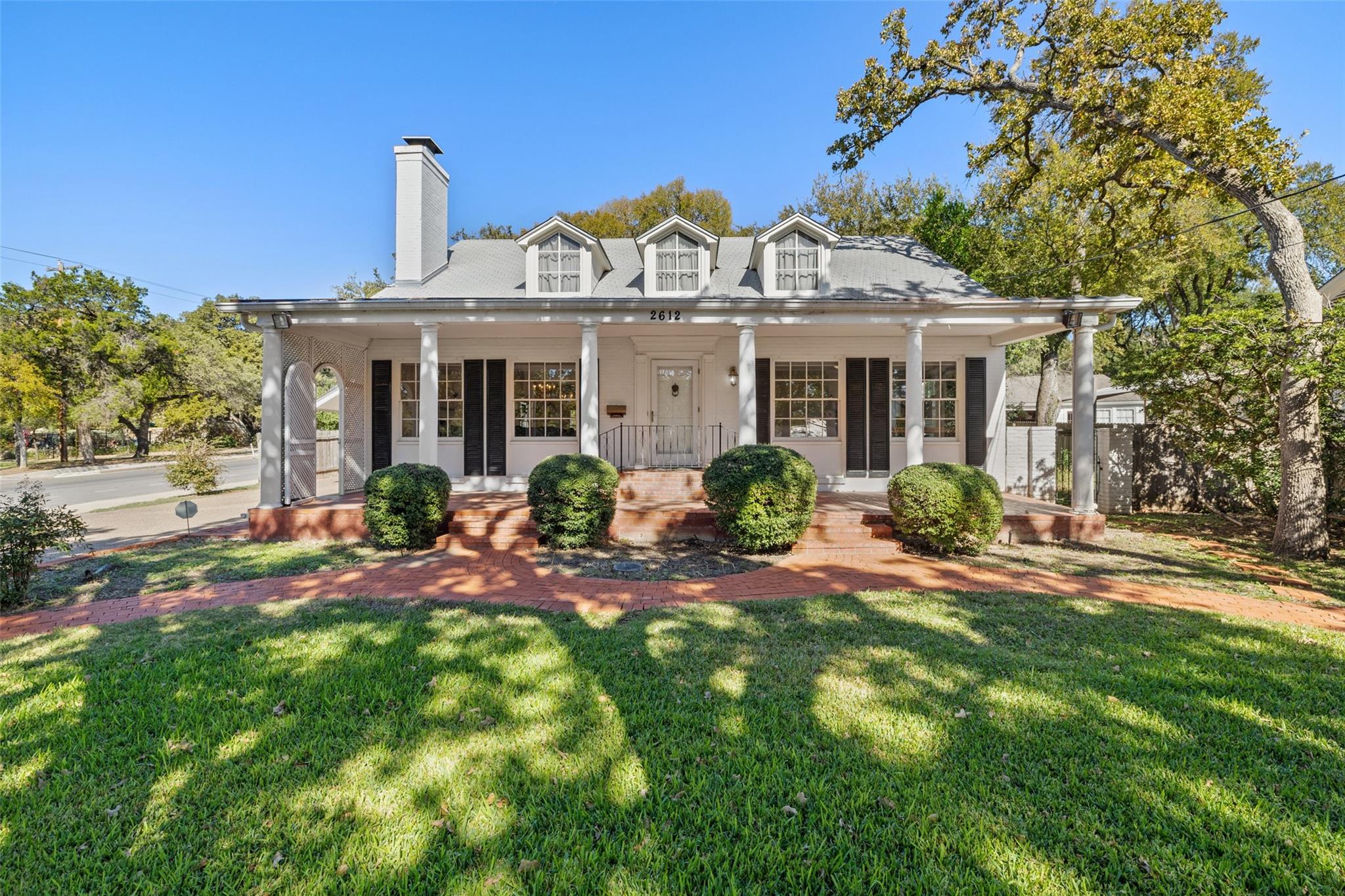 2612 Bridle Path, Austin, TX 78703