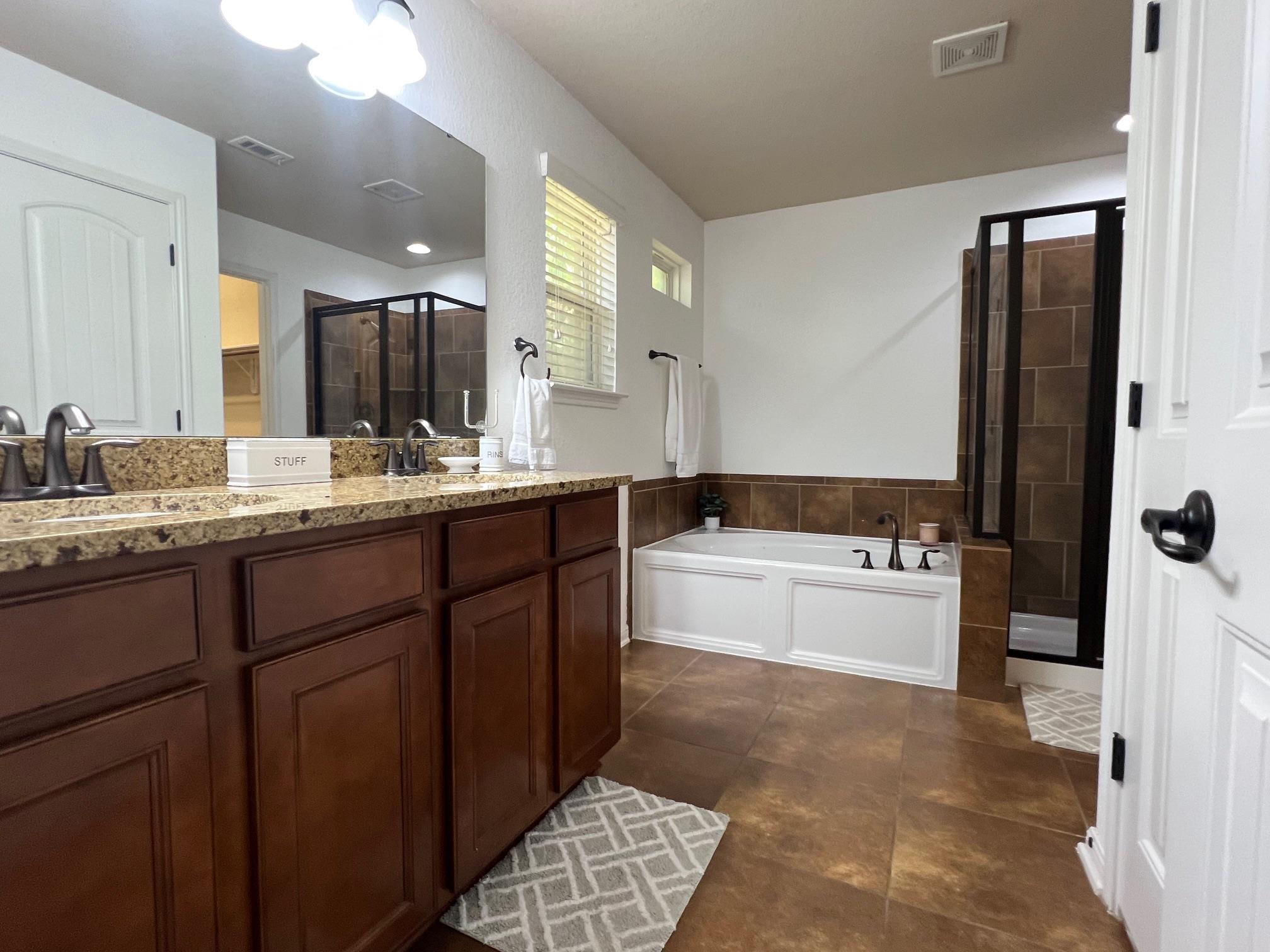 1711 Hidden Springs Path, Round Rock, TX 78665