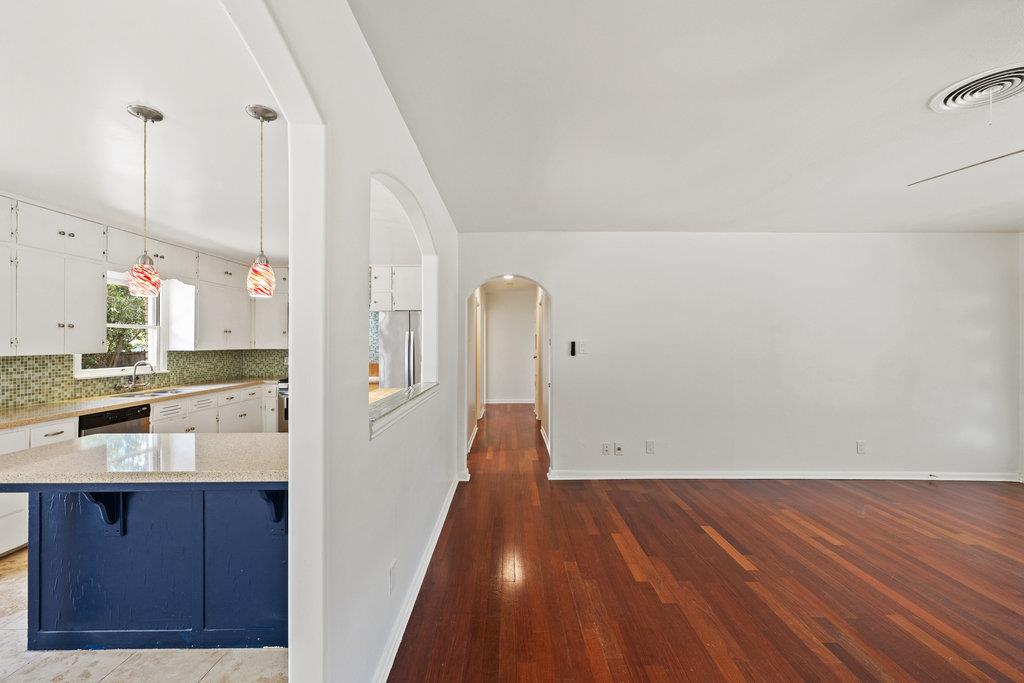 1502 Ridgehaven Dr, Austin, TX 78723