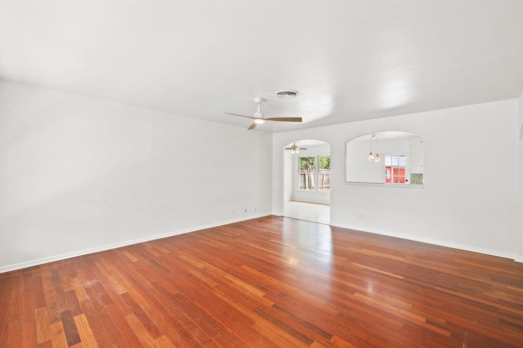 1502 Ridgehaven Dr, Austin, TX 78723