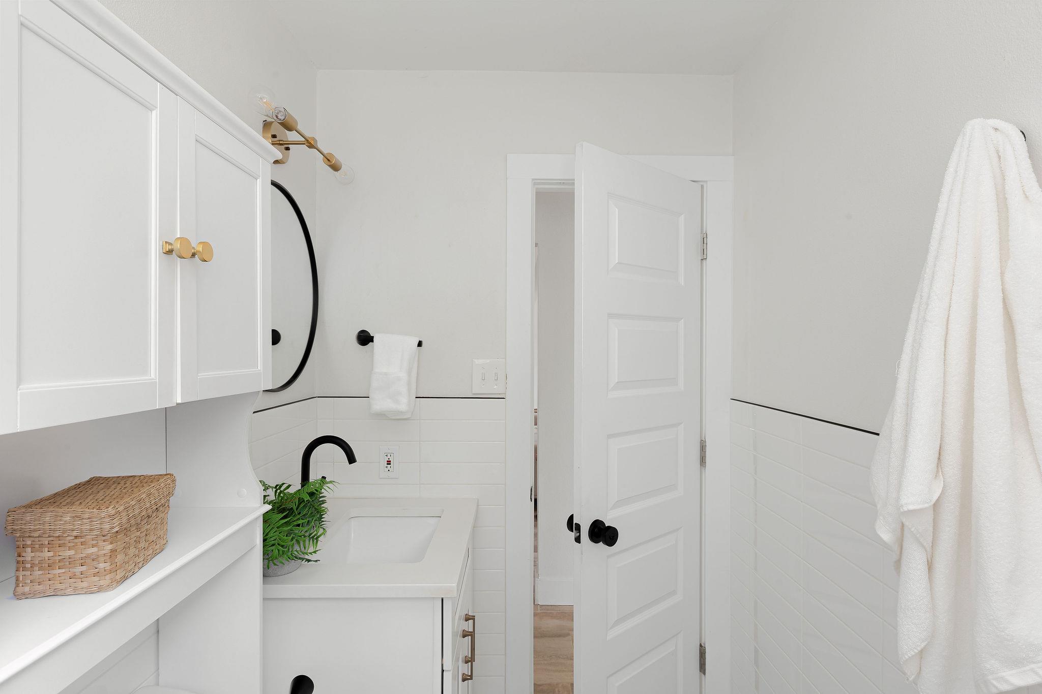 6210 Hyside Dr, Austin, TX 78723