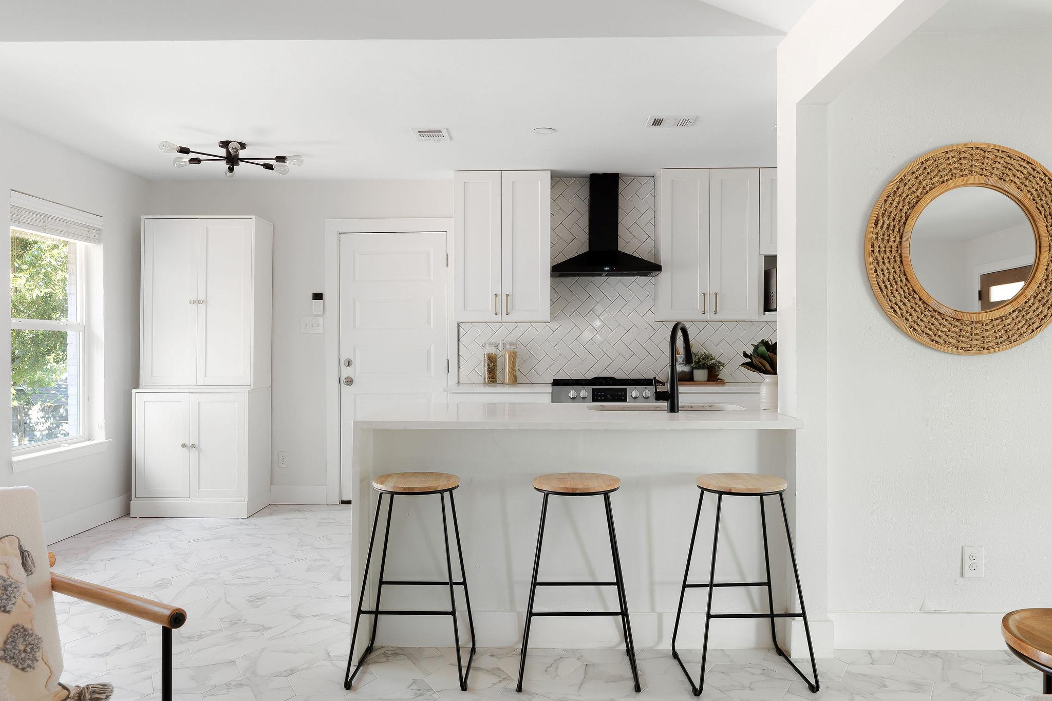 6210 Hyside Dr, Austin, TX 78723