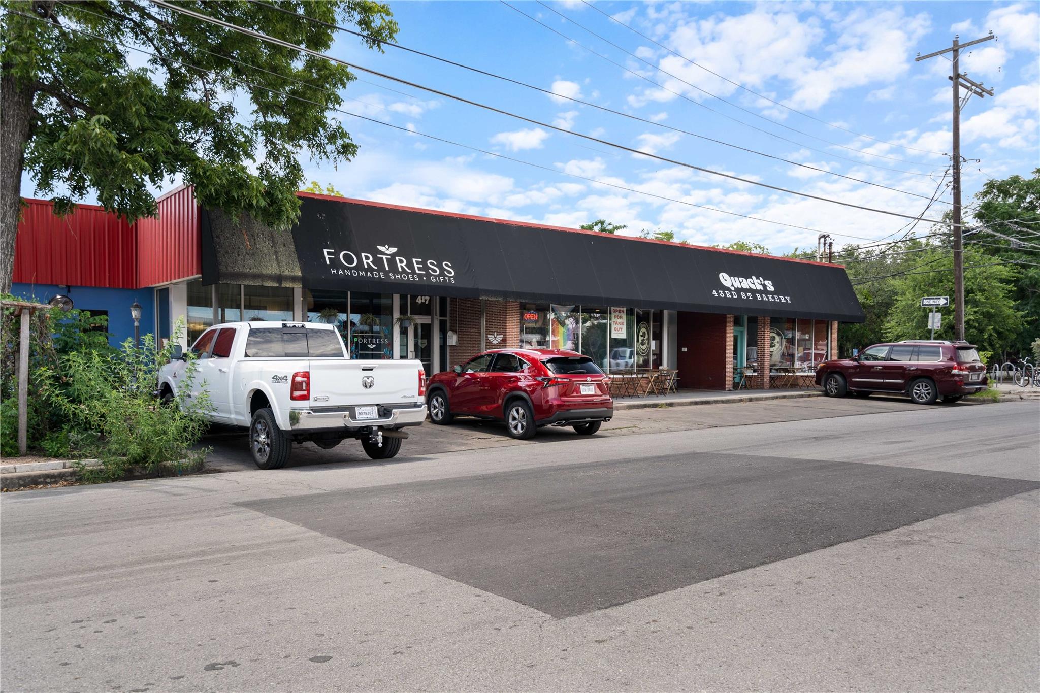 407 E 45th St # 211, Austin, TX 78751