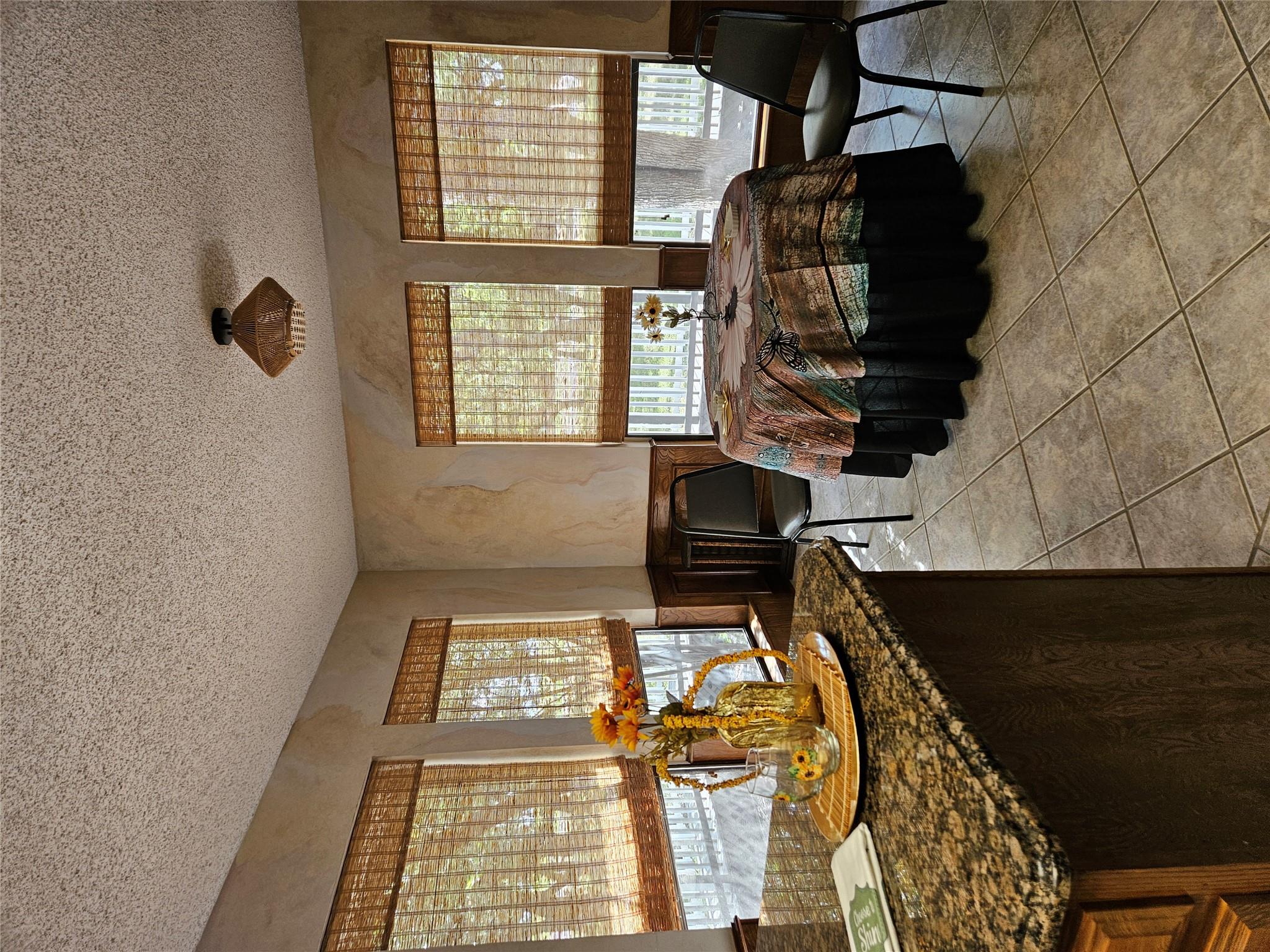 215 Serenada Dr, Georgetown, TX 78628