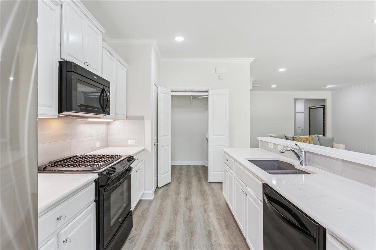 326 Bartlett Peak Dr, Georgetown, TX 78633