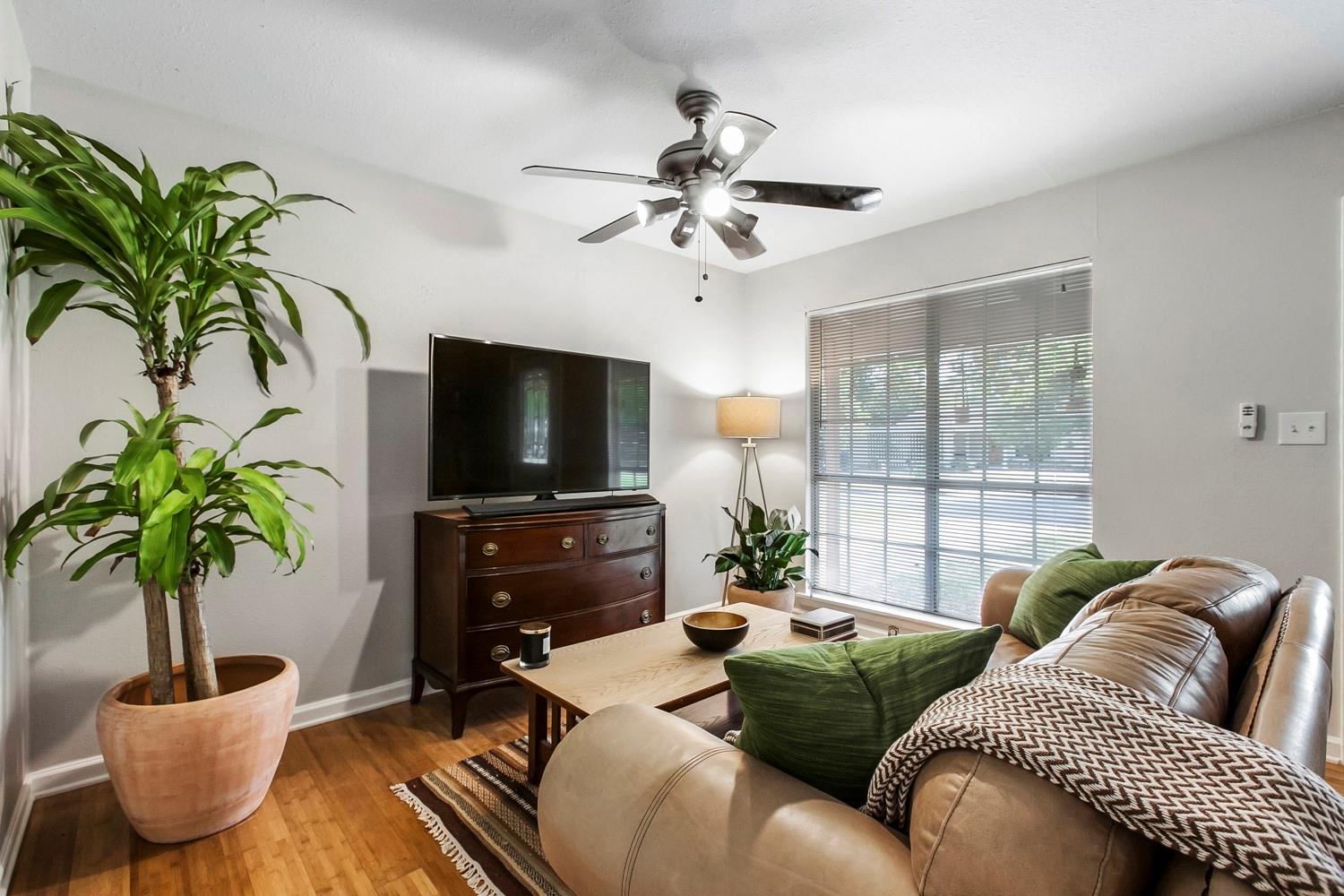 5800 Glenhollow Path, Austin, TX 78745