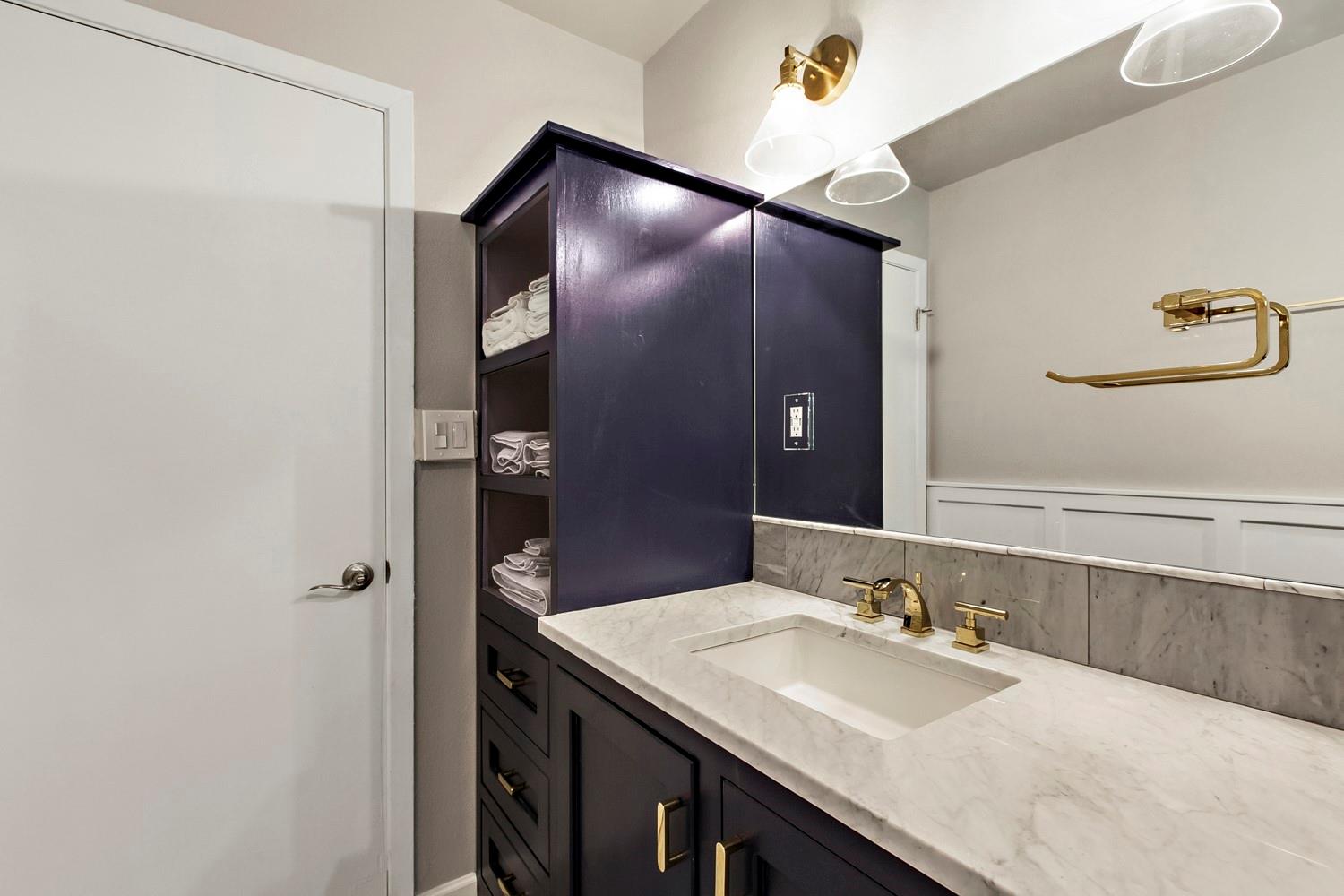 5800 Glenhollow Path, Austin, TX 78745