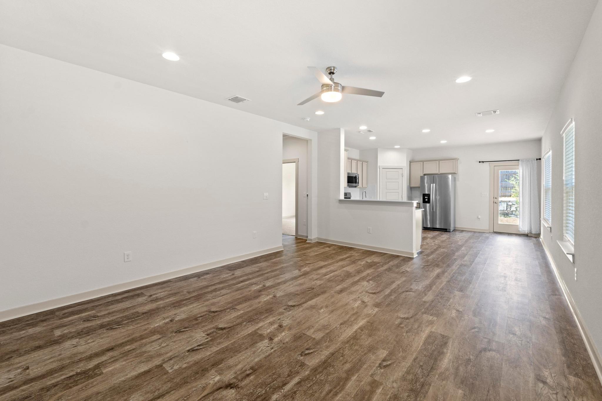 10400 Fulton Ave, Austin, TX 78754