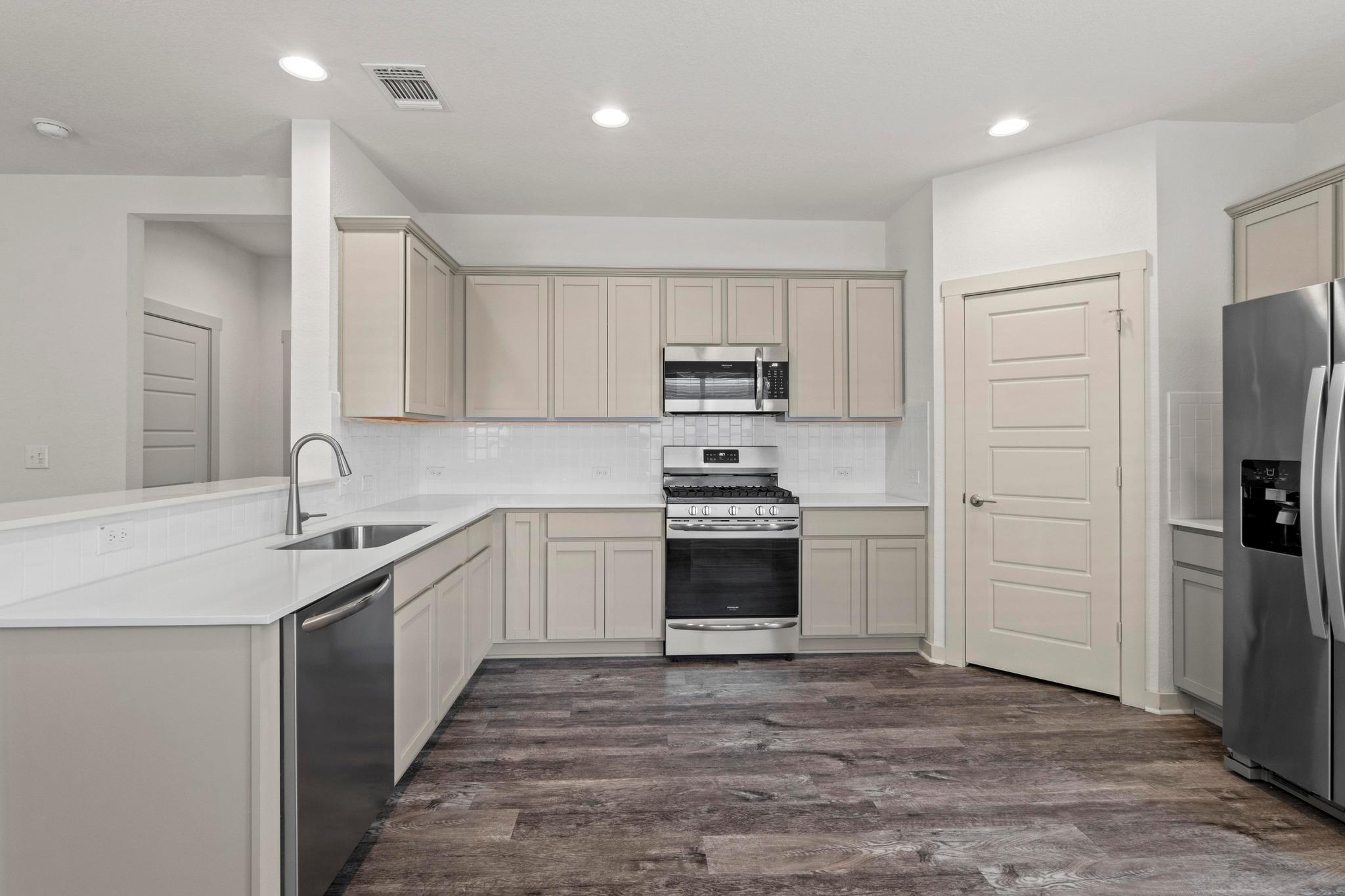 10400 Fulton Ave, Austin, TX 78754