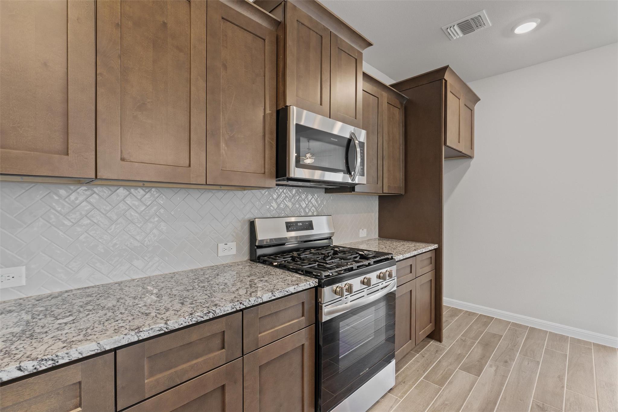 248 Ironshoe Trl, Liberty Hill, TX 78642