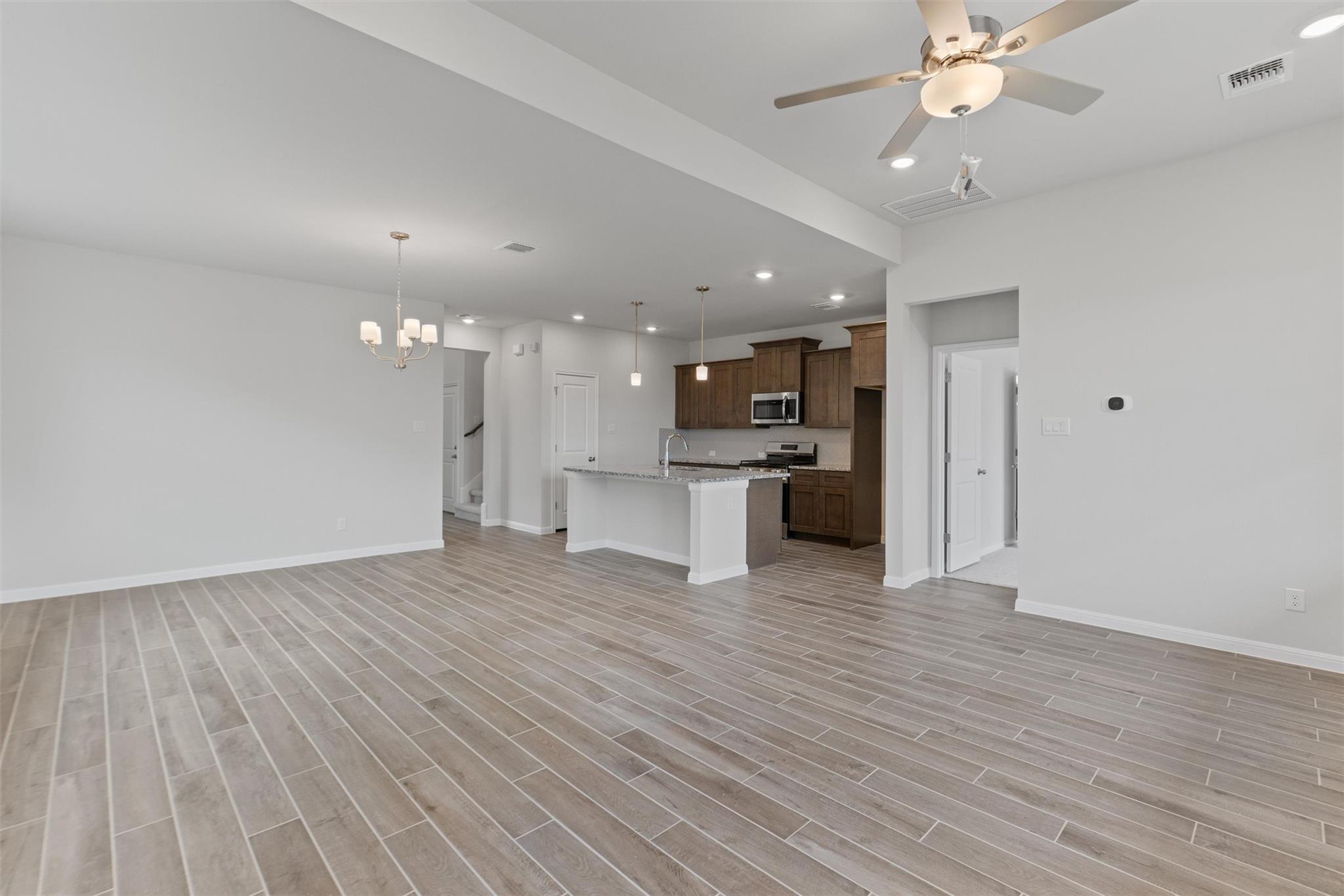 248 Ironshoe Trl, Liberty Hill, TX 78642