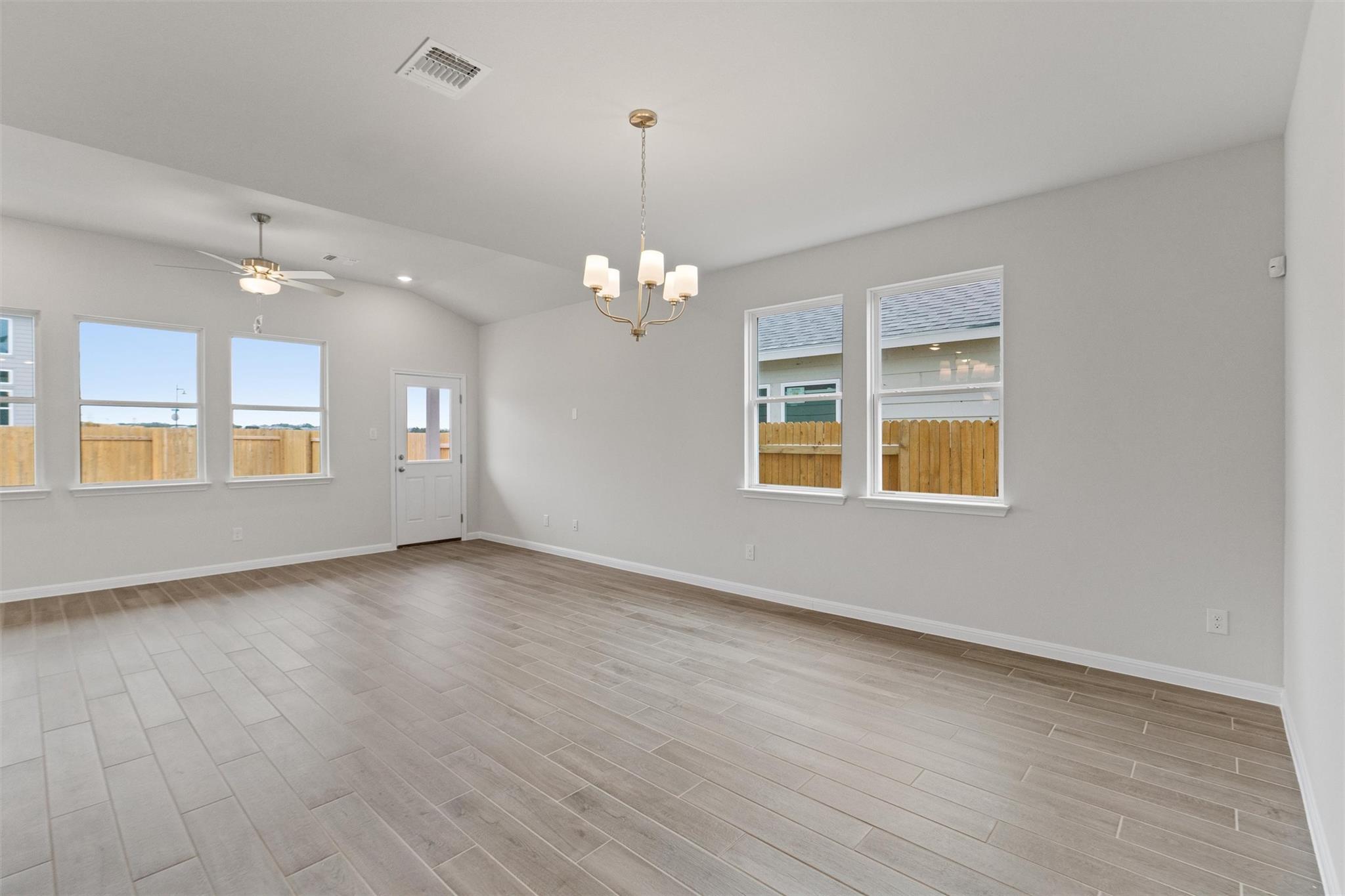 248 Ironshoe Trl, Liberty Hill, TX 78642