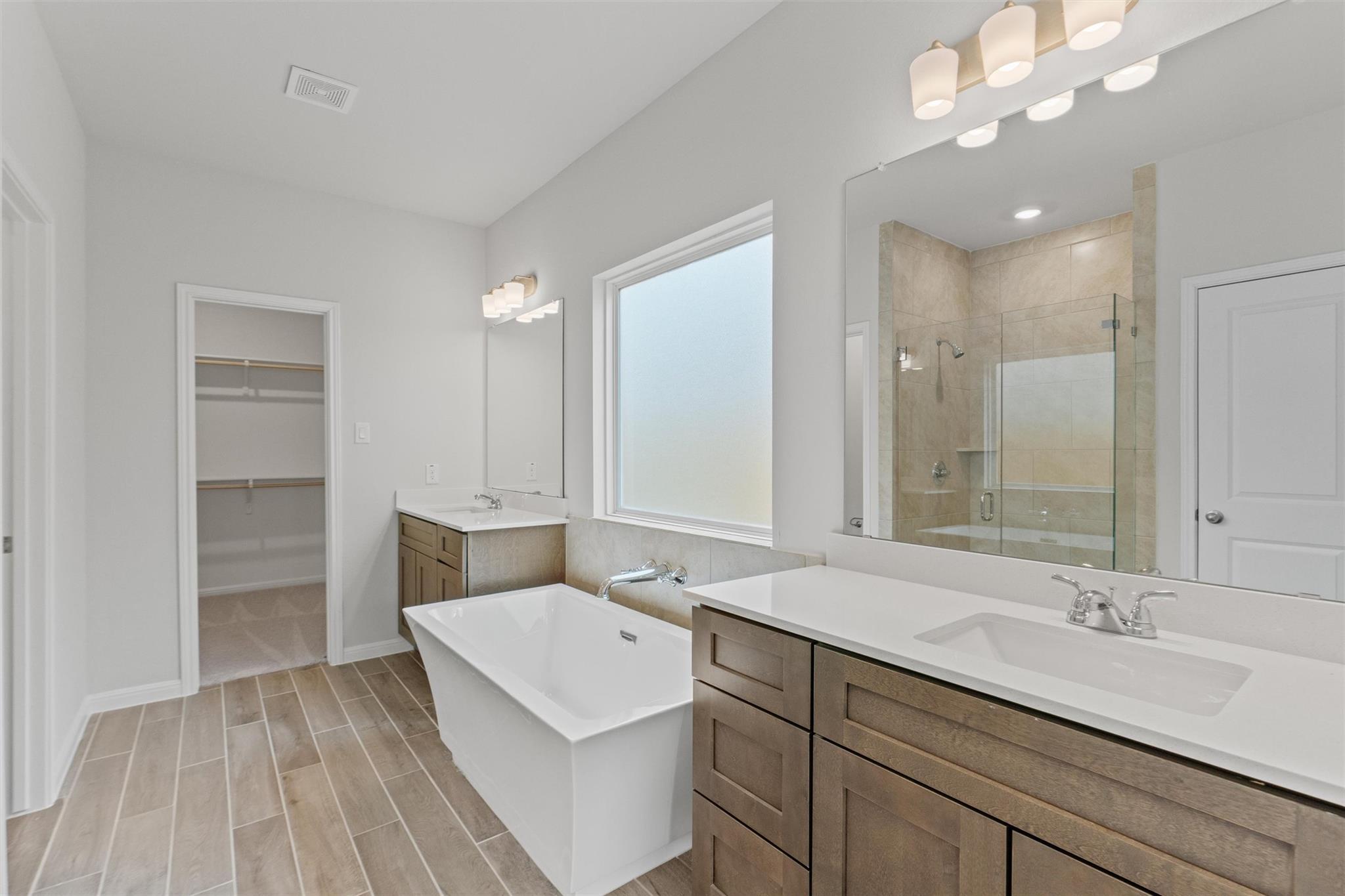 248 Ironshoe Trl, Liberty Hill, TX 78642