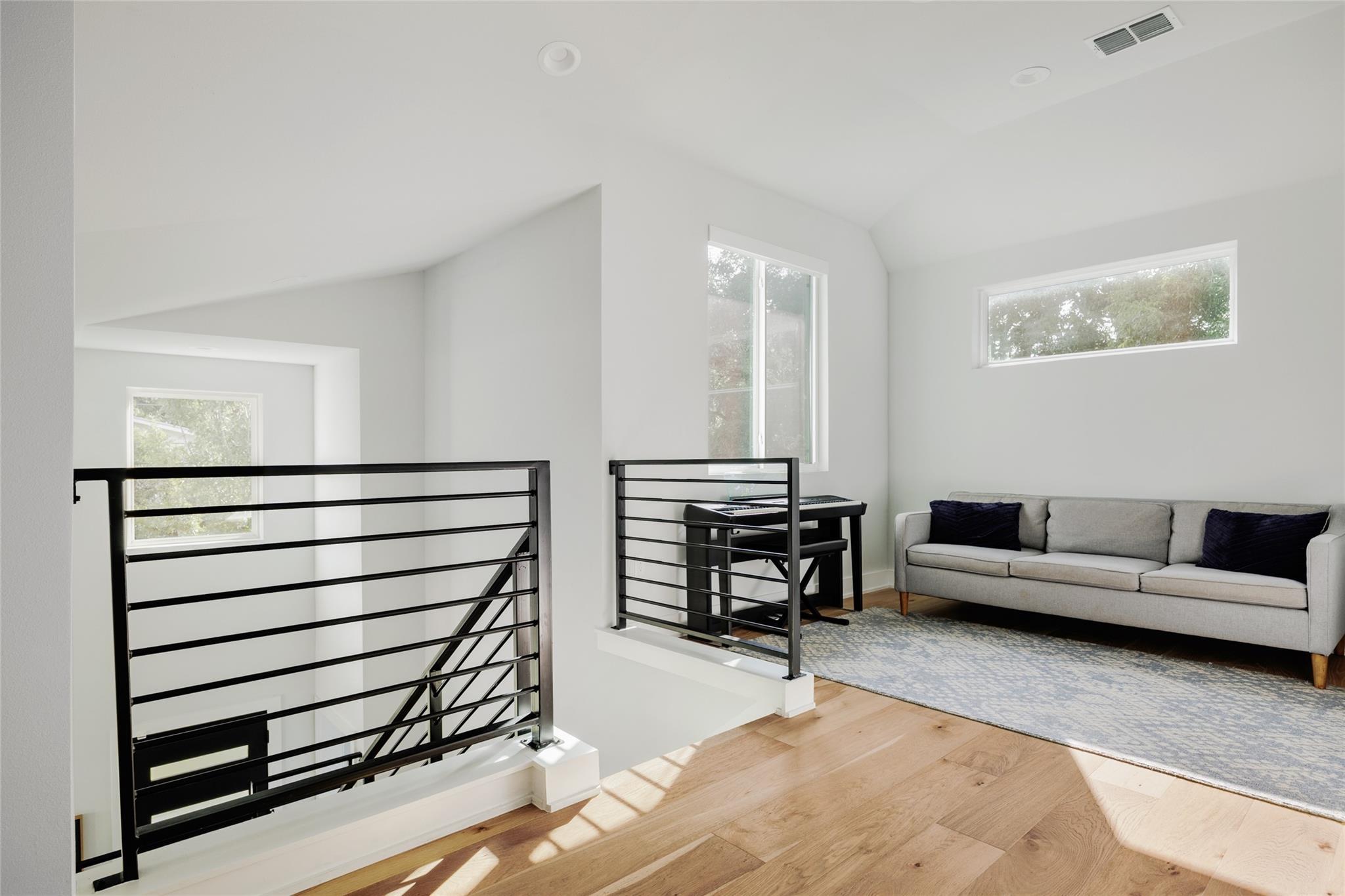 1401 Holly St # A, Austin, TX 78702