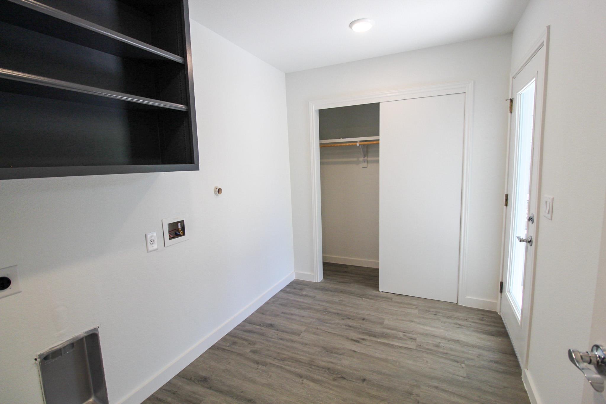 1100 Monte Vista Dr, Lockhart, TX 78644