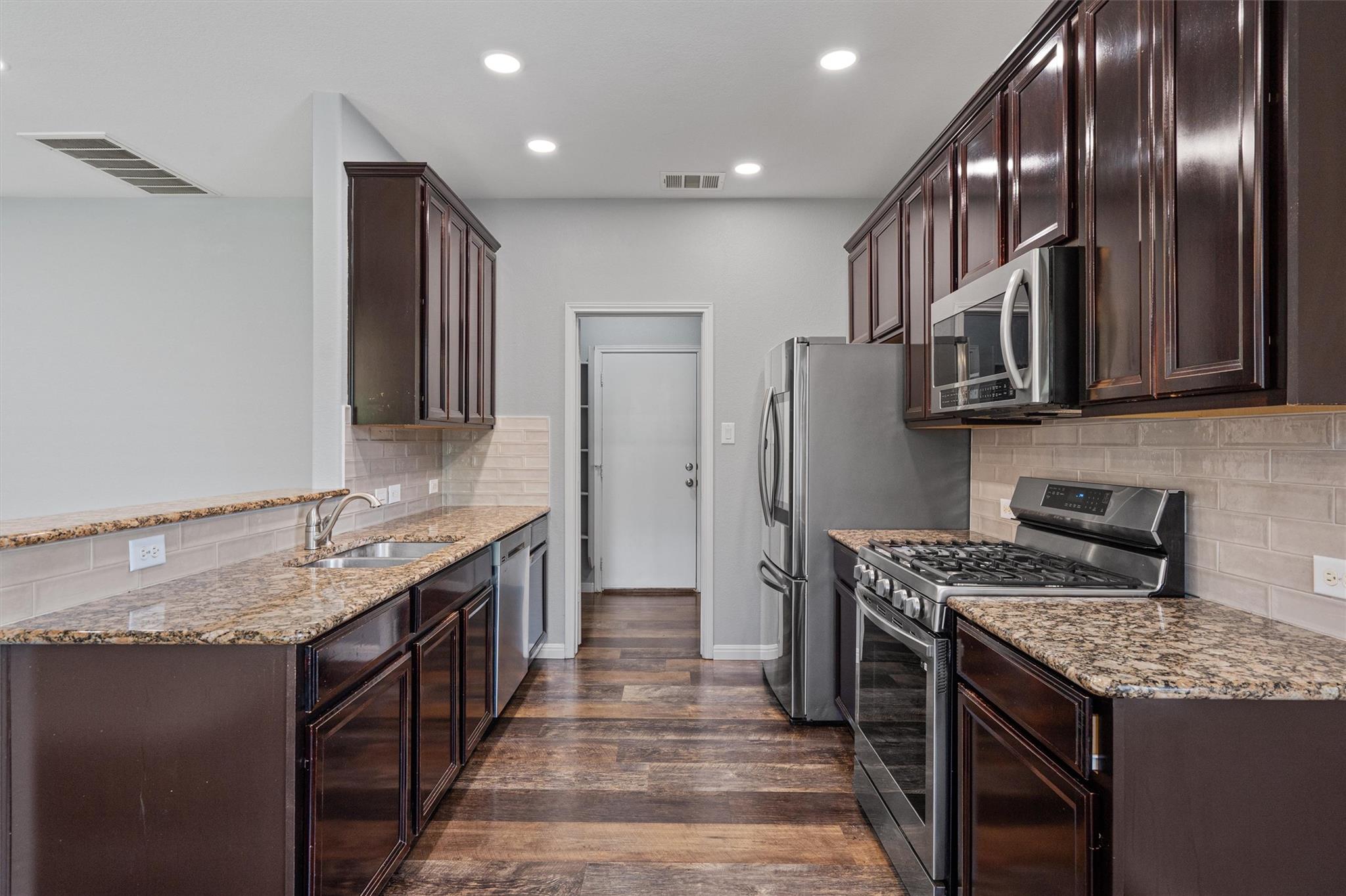 1113 Sunny Meadows Loop, Georgetown, TX 78626