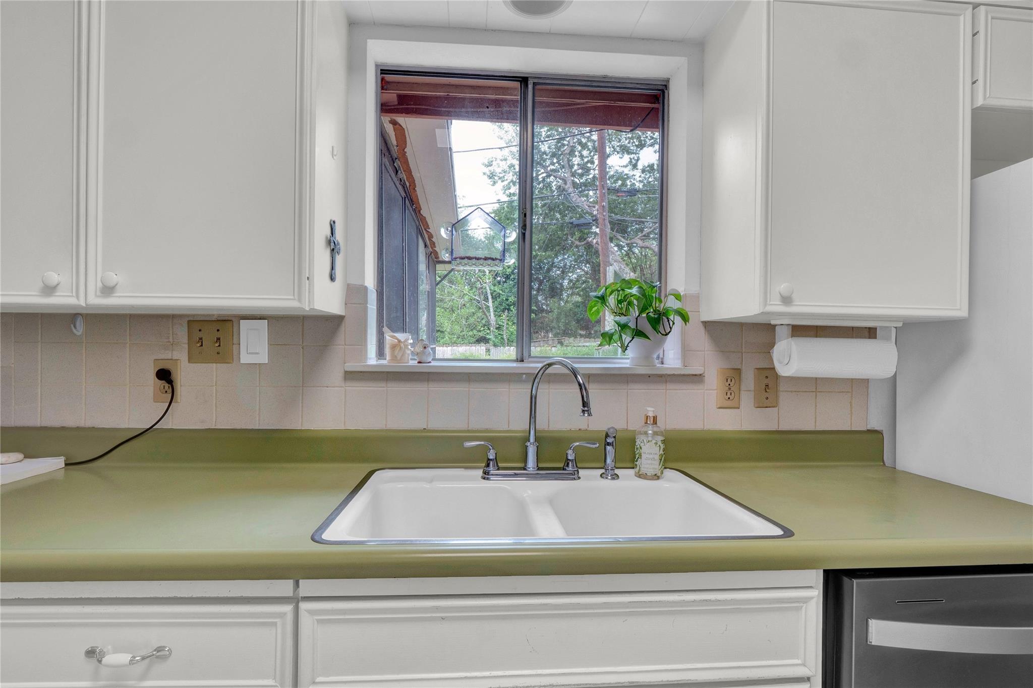 5724 Wellington Dr, Austin, TX 78723