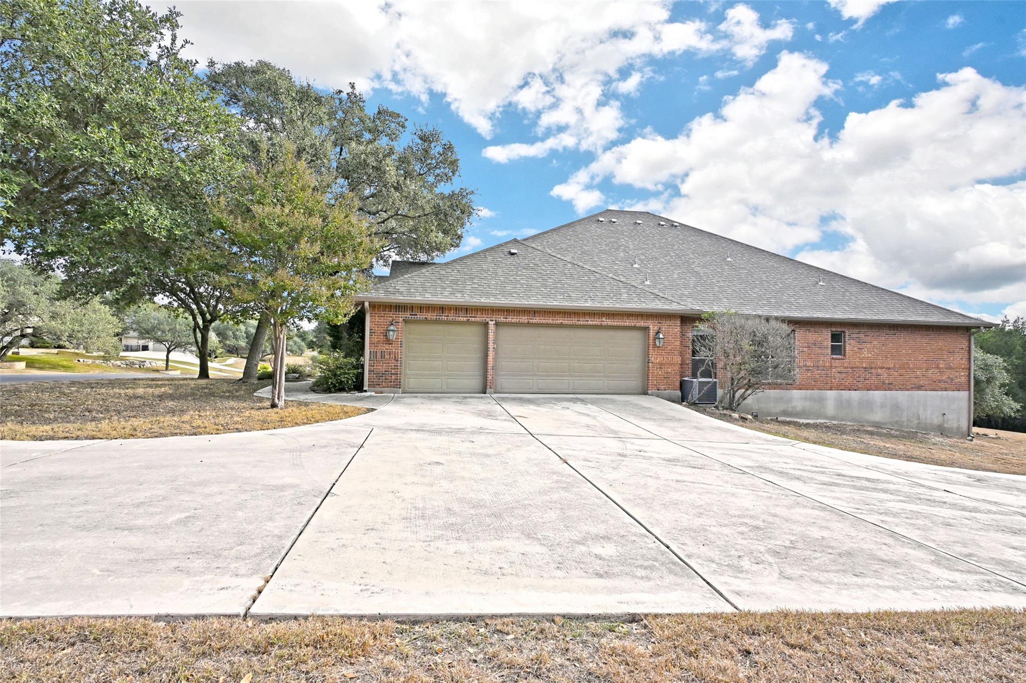 854 Santa Cruz, New Braunfels, TX 78132