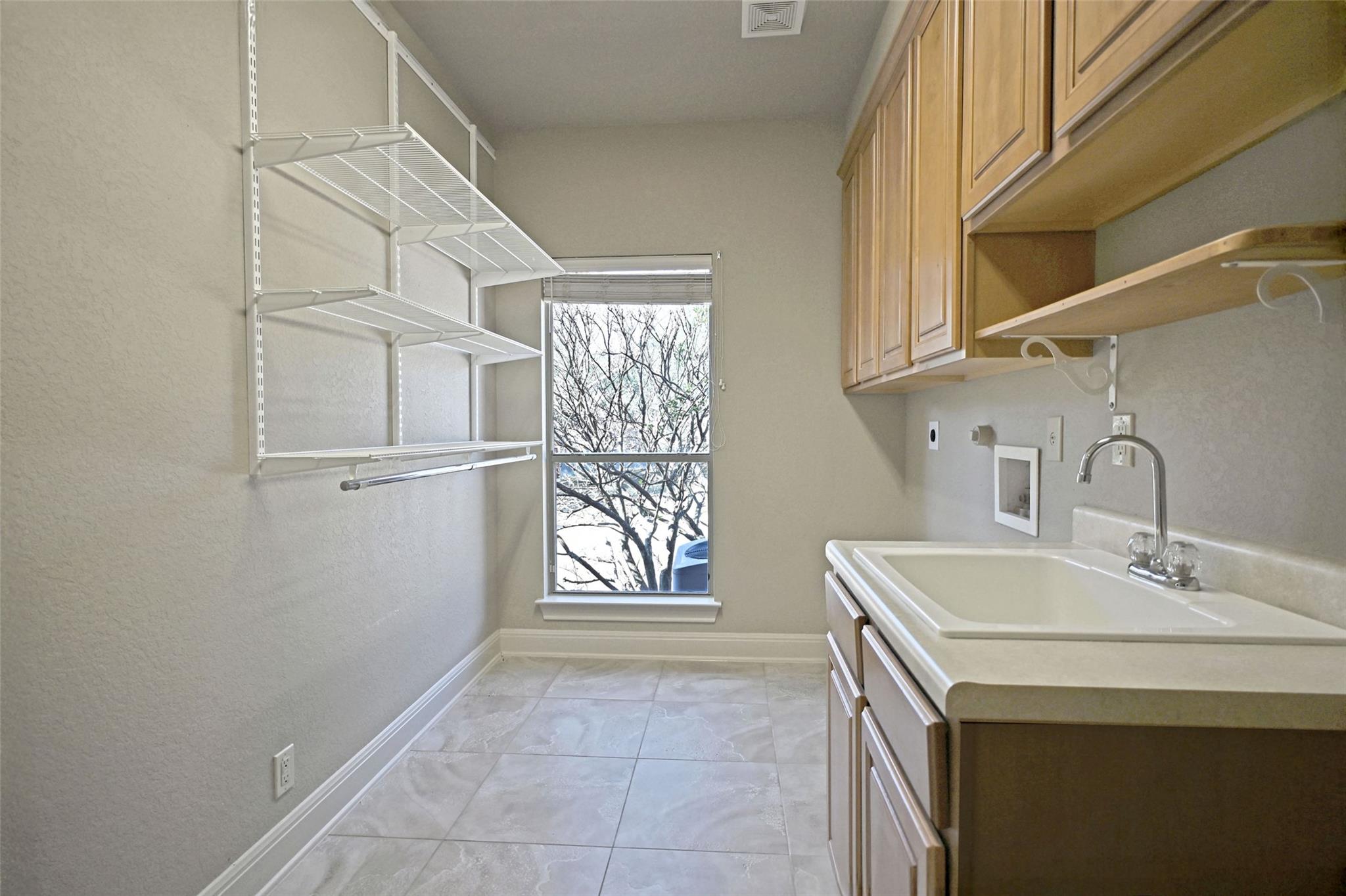 854 Santa Cruz, New Braunfels, TX 78132