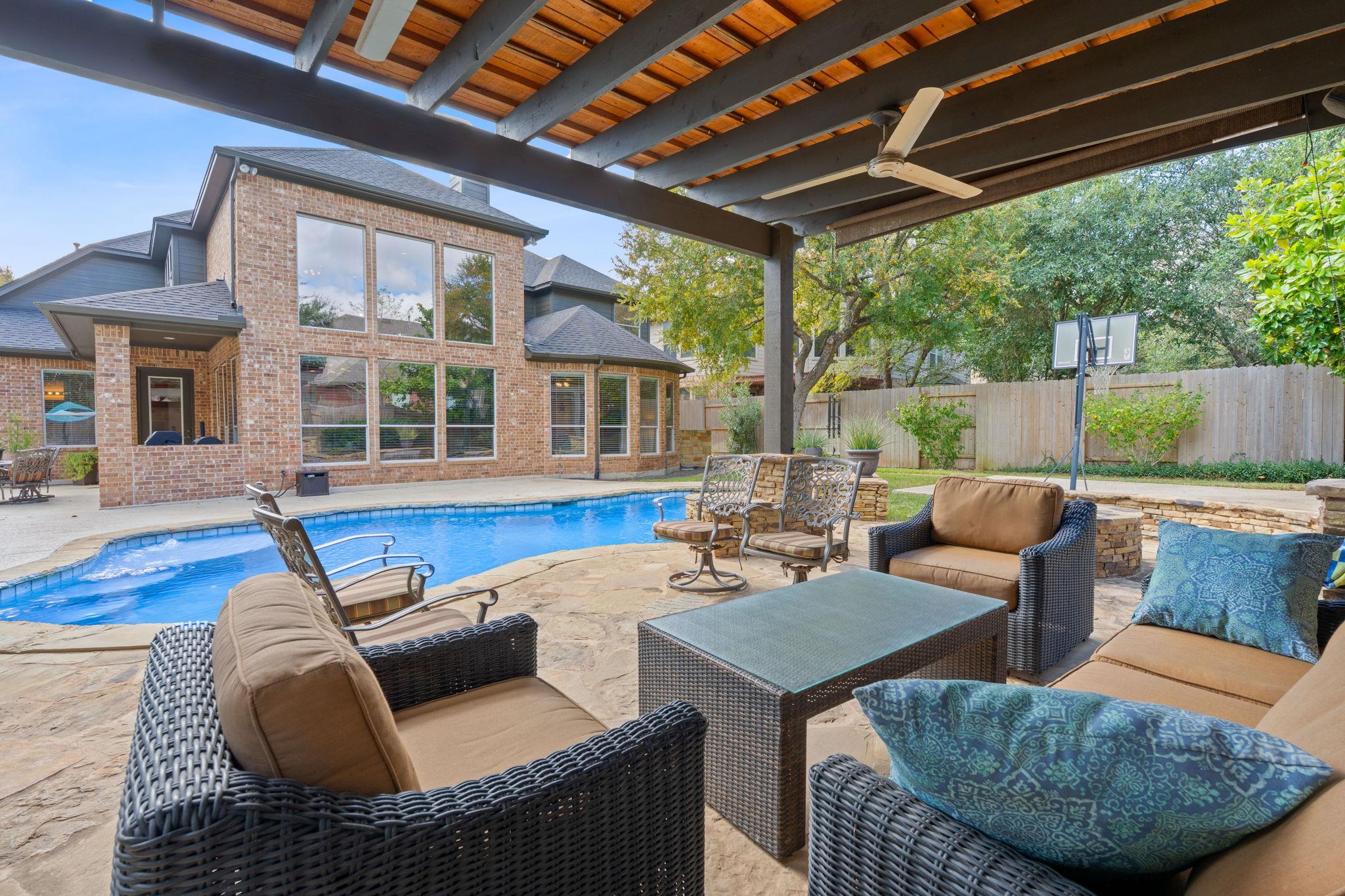 2803 Rambler Valley Dr, Cedar Park, TX 78613