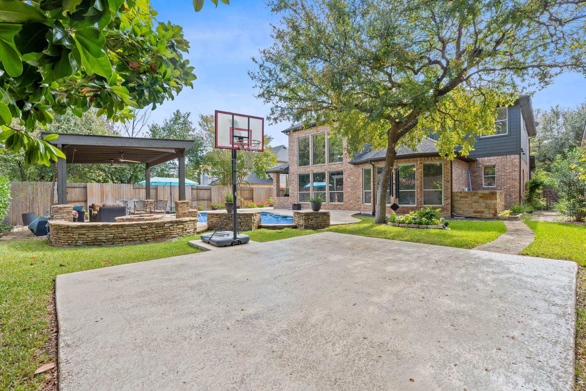 2803 Rambler Valley Dr, Cedar Park, TX 78613