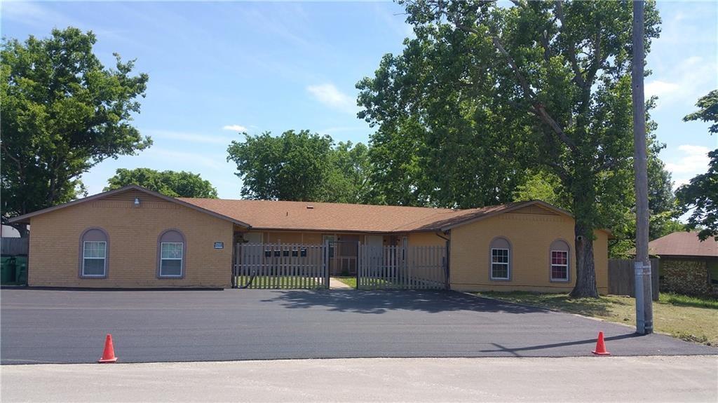 410 Thorndale Rd # C, Taylor, TX 76574