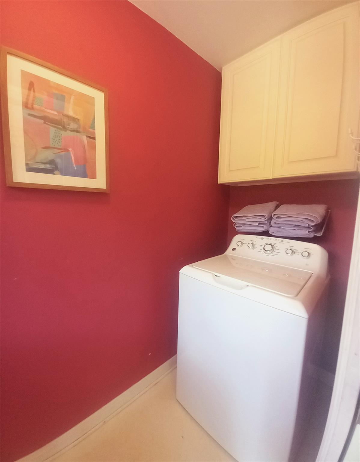 1914 W 38th St, Austin, TX 78731