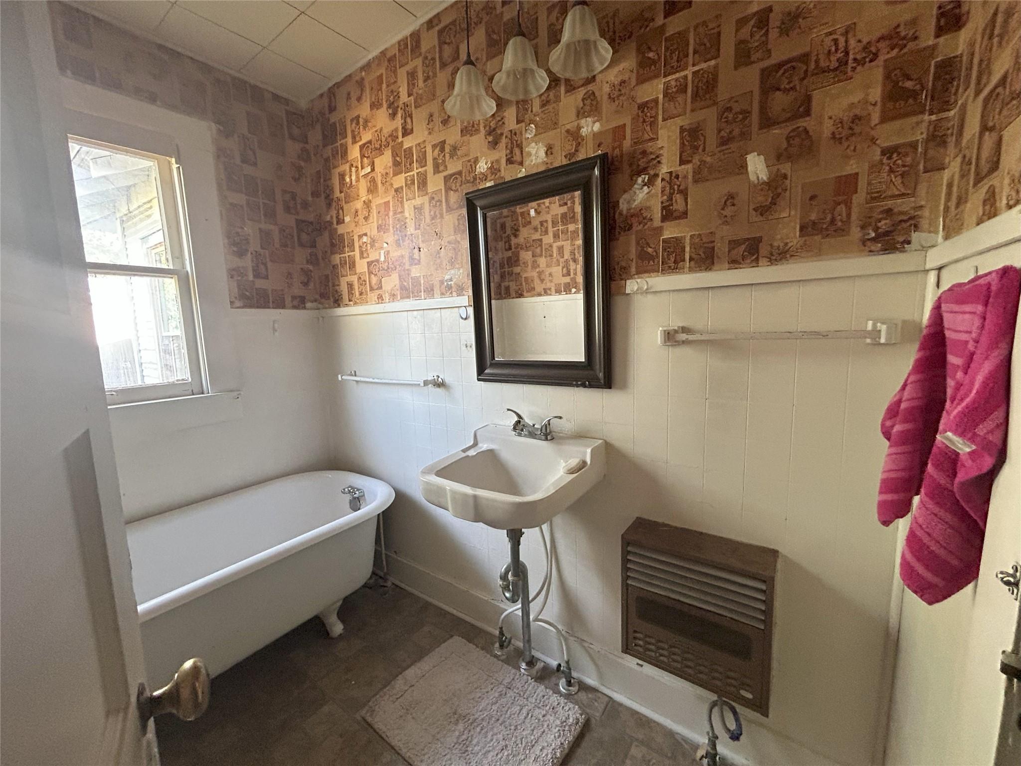 110 S Porter St, Lampasas, TX 76550