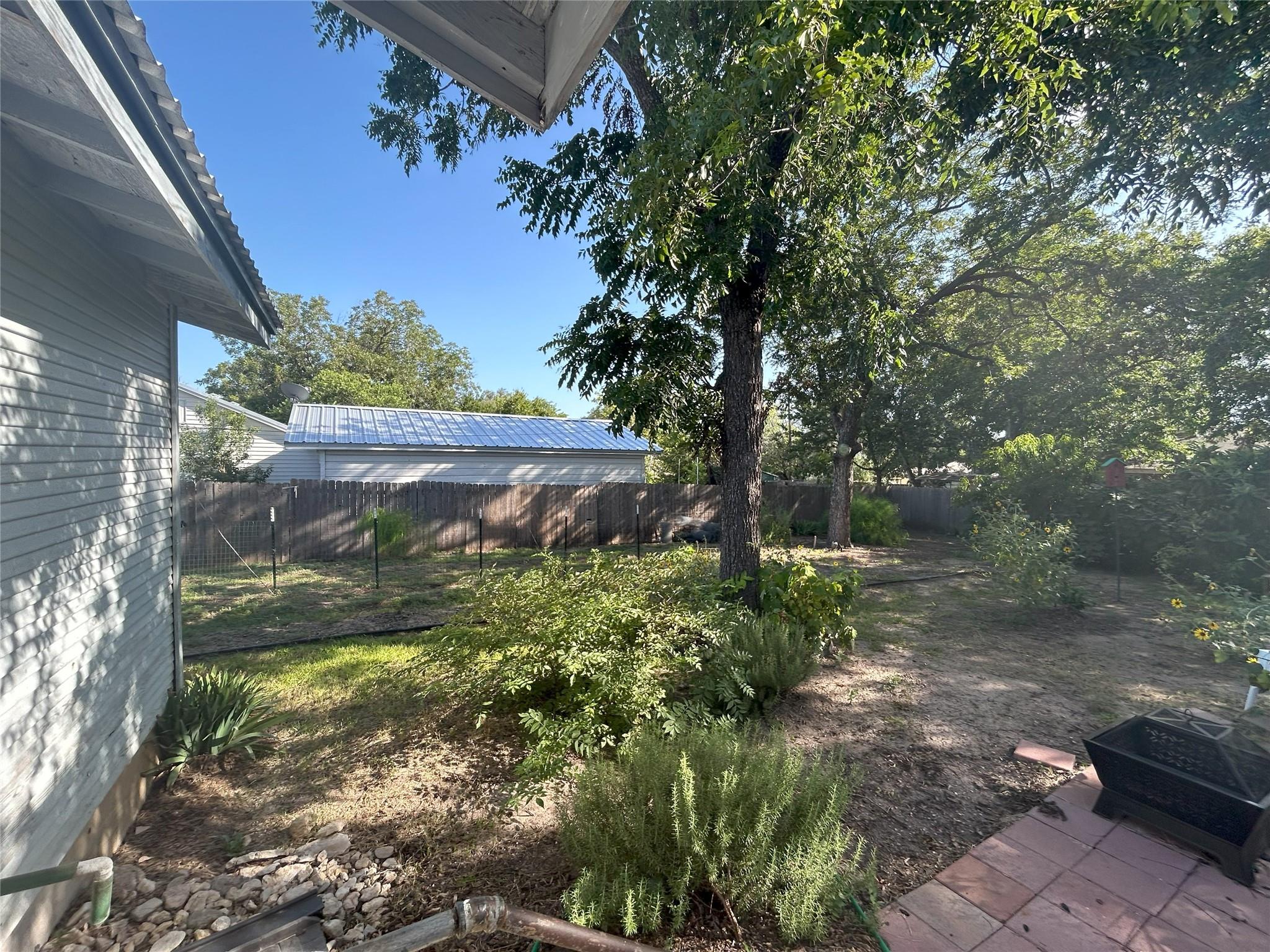 110 S Porter St, Lampasas, TX 76550