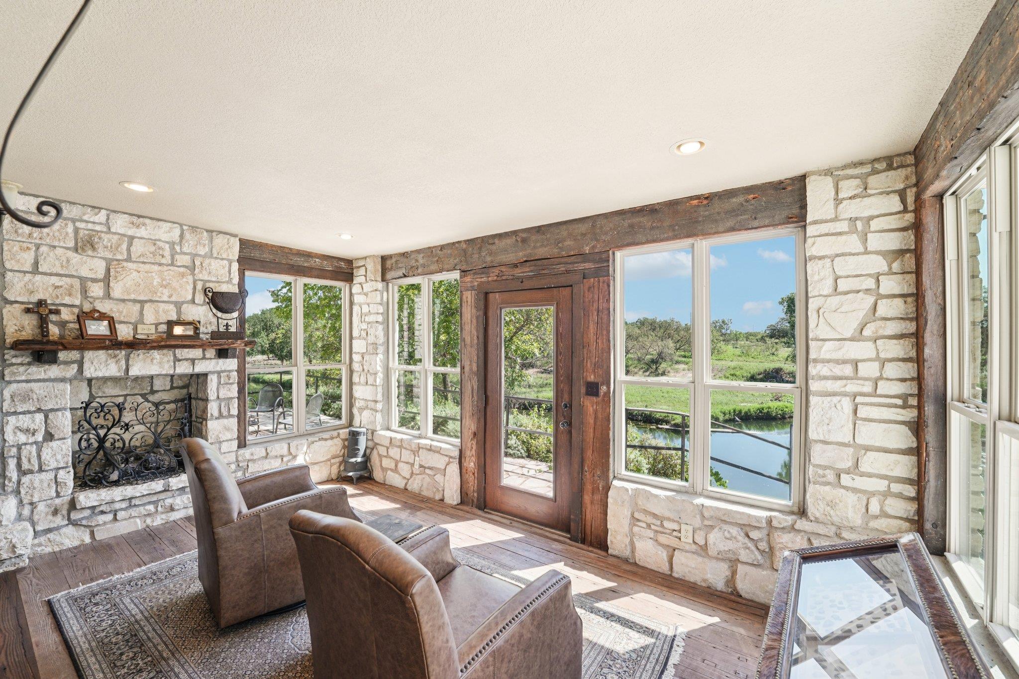 190 Private Road 3011, Lampasas, TX 76550