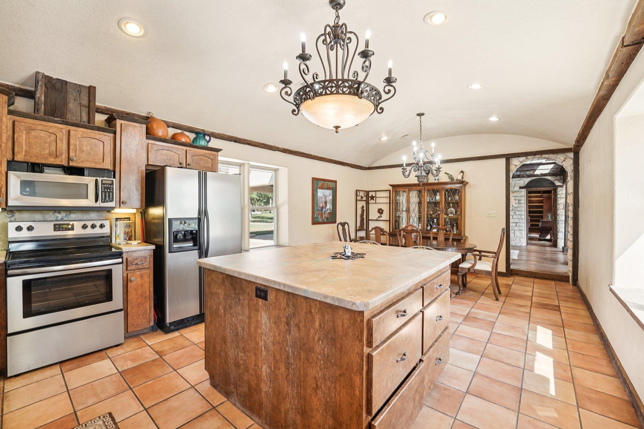 190 Private Road 3011, Lampasas, TX 76550